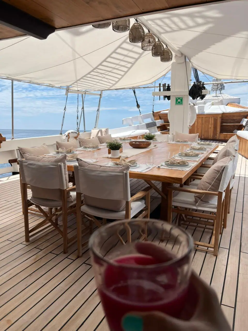 Dining Onboard Aliikai | The Yacht Club Indonesia