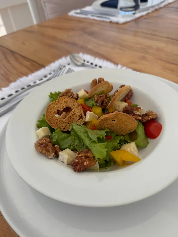 Aliikai Voyage Food | The Yacht Club Indonesia