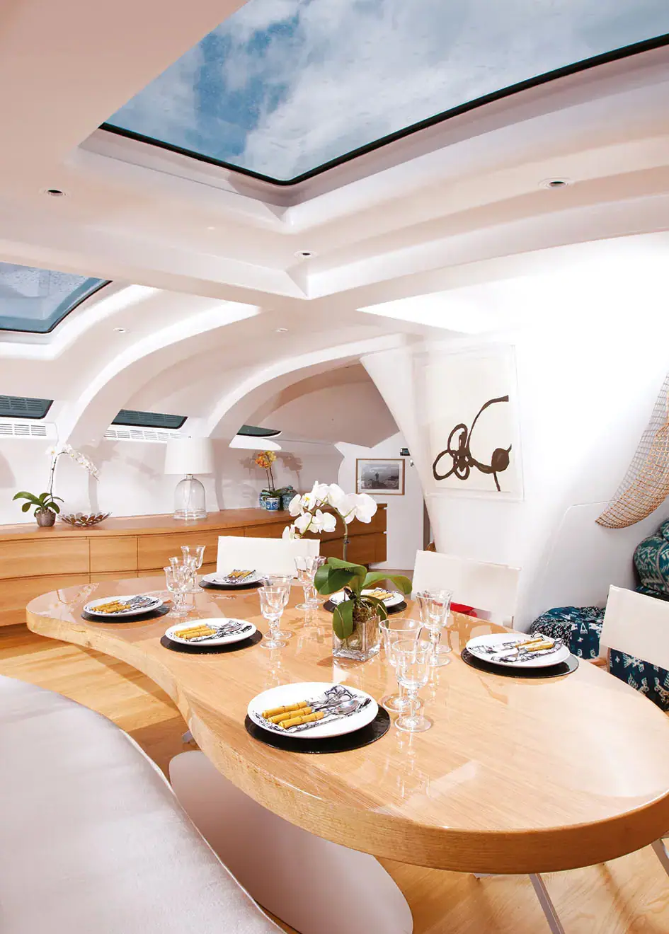 Adastra Trimaran Yacht | Dining Area