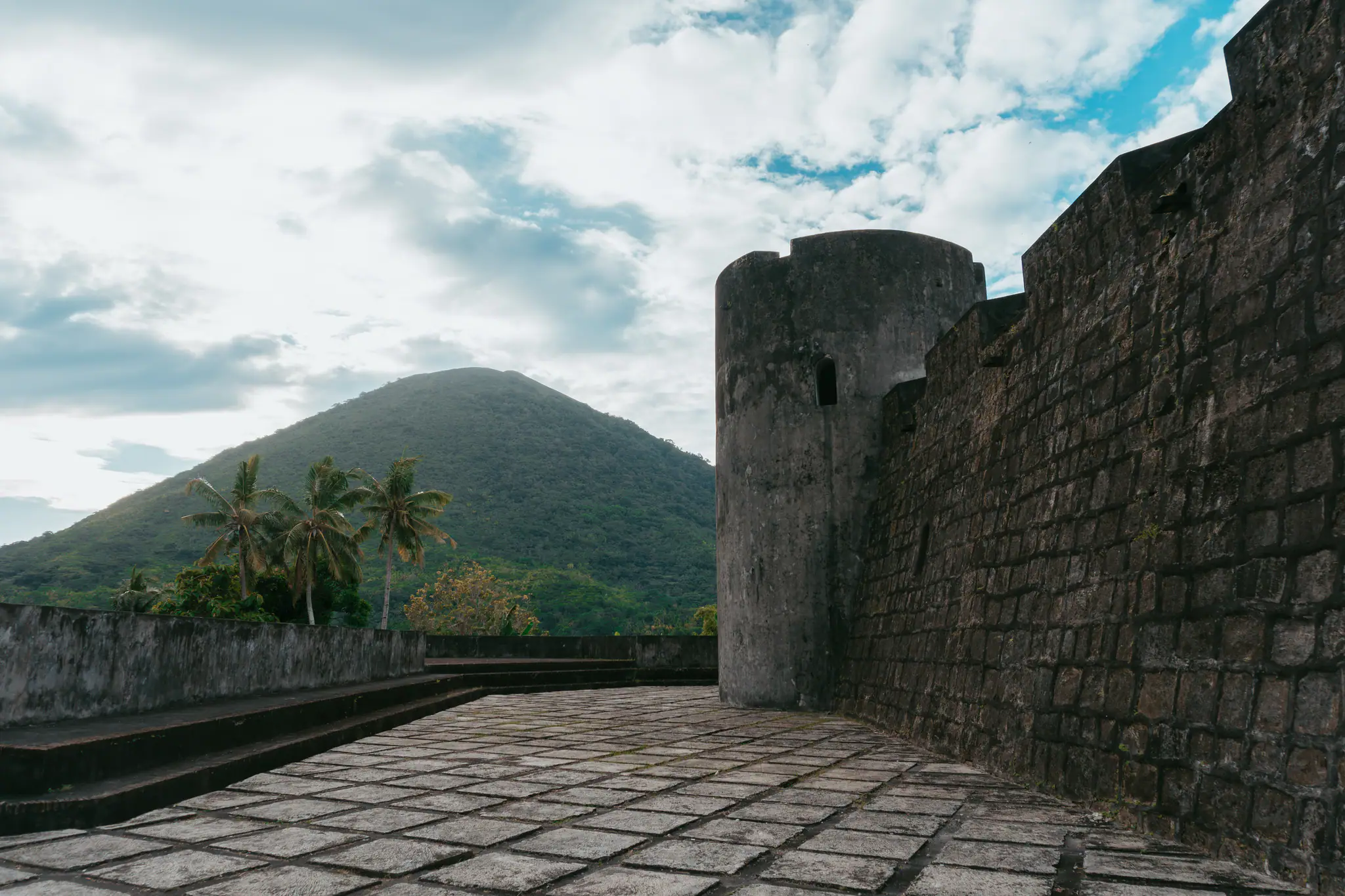 Fort Belgica View | The Yacht Club Indonesia