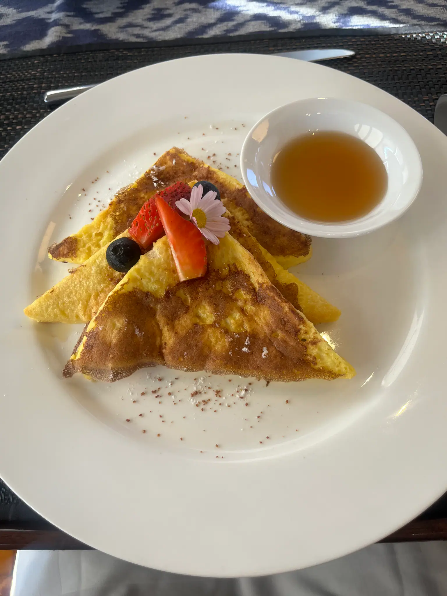Alila Purnama Breakfast | The Yacht Club Indonesia