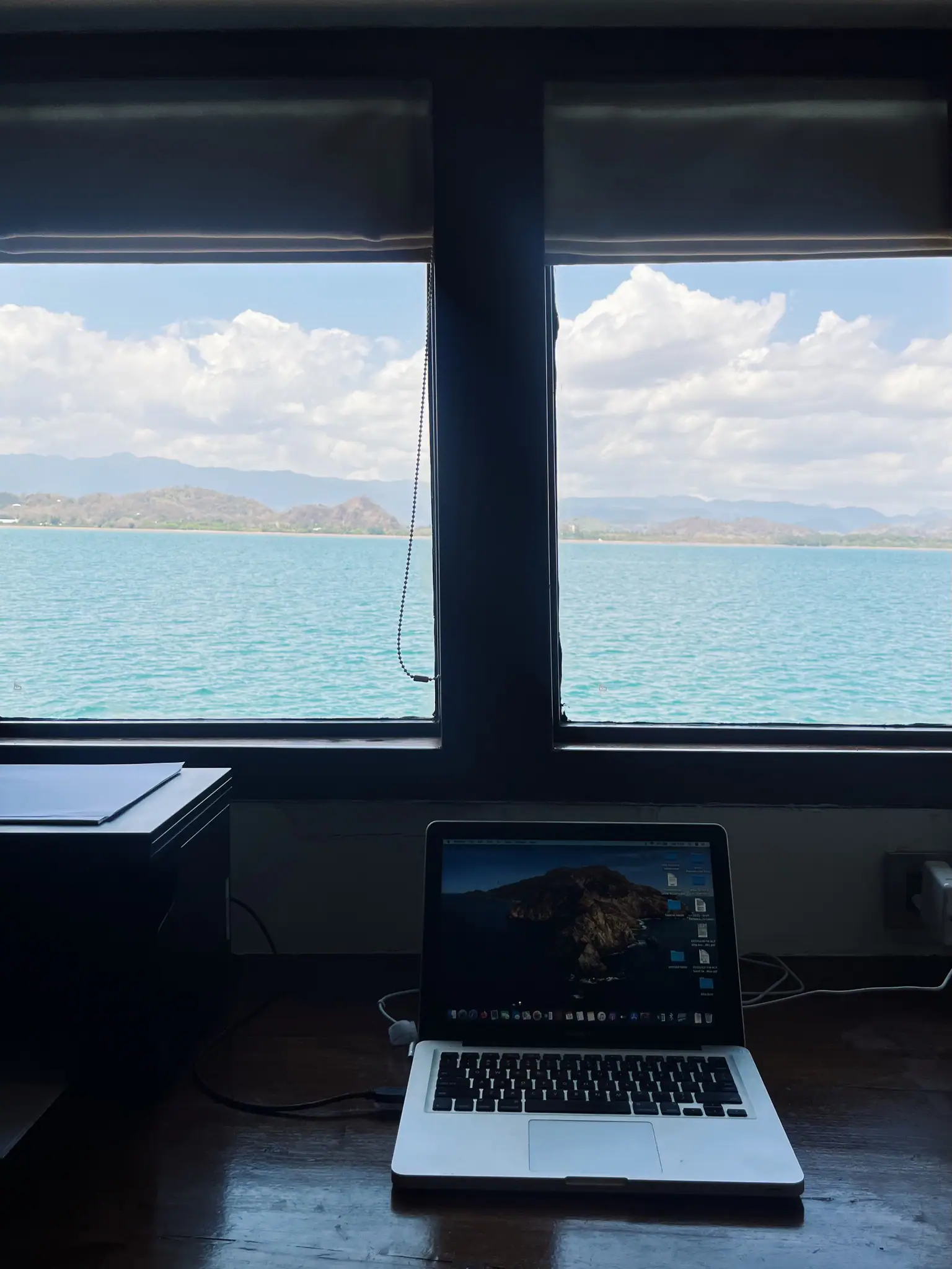 Alila Purnama Library with Sweeping Ocean View | The Yacht Club Indonesia