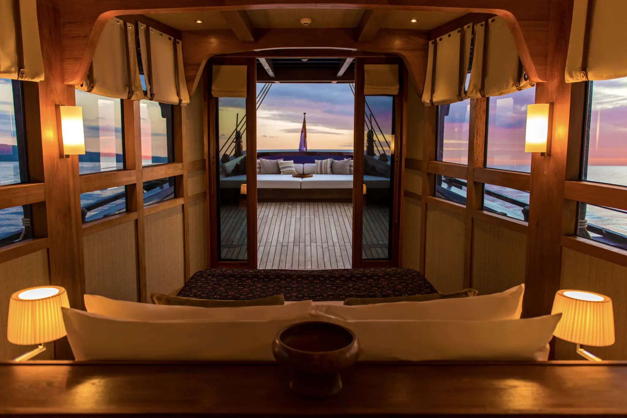 Amandira Luxury Sailing Yacht Cabin 02