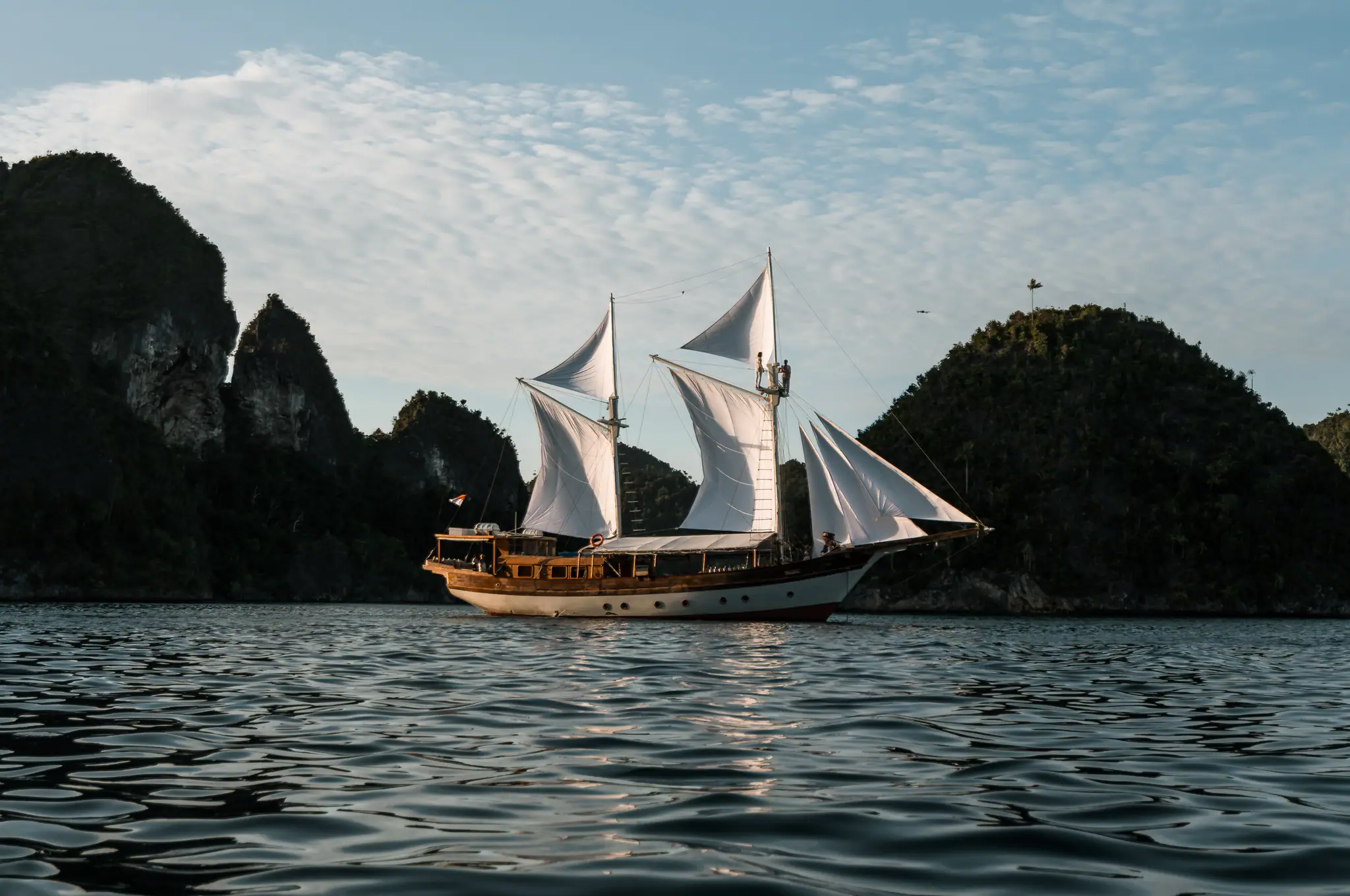 Anne Bonny Luxury Yacht Charter | Vessel Sailing in full Sails