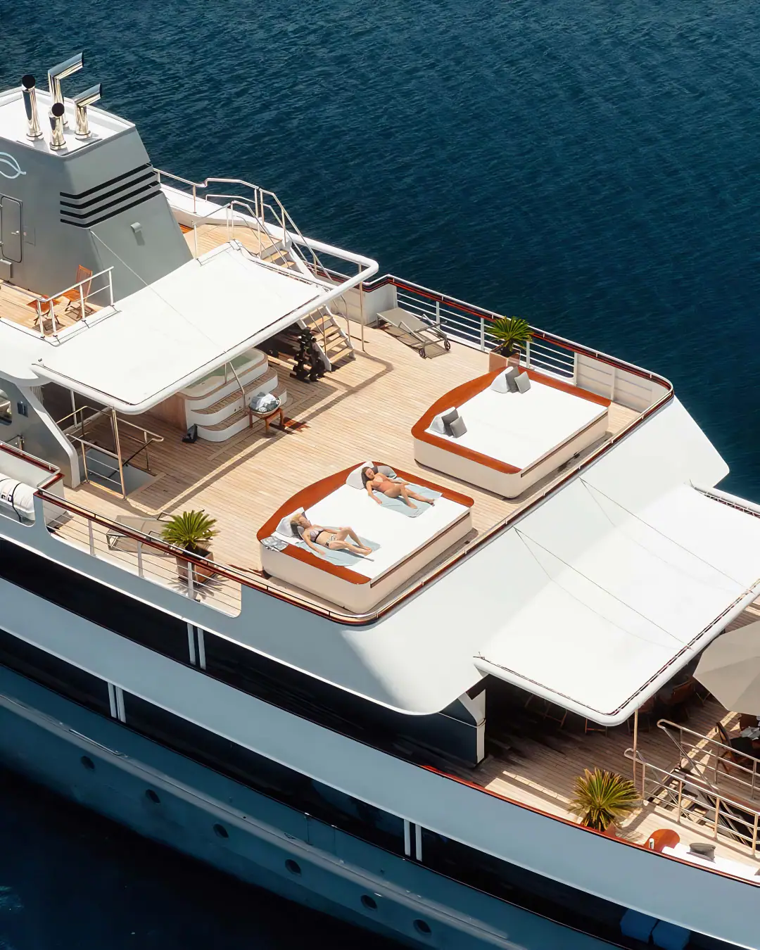 Aqua Blu Luxury Expedition Yacht Sun Deck 04