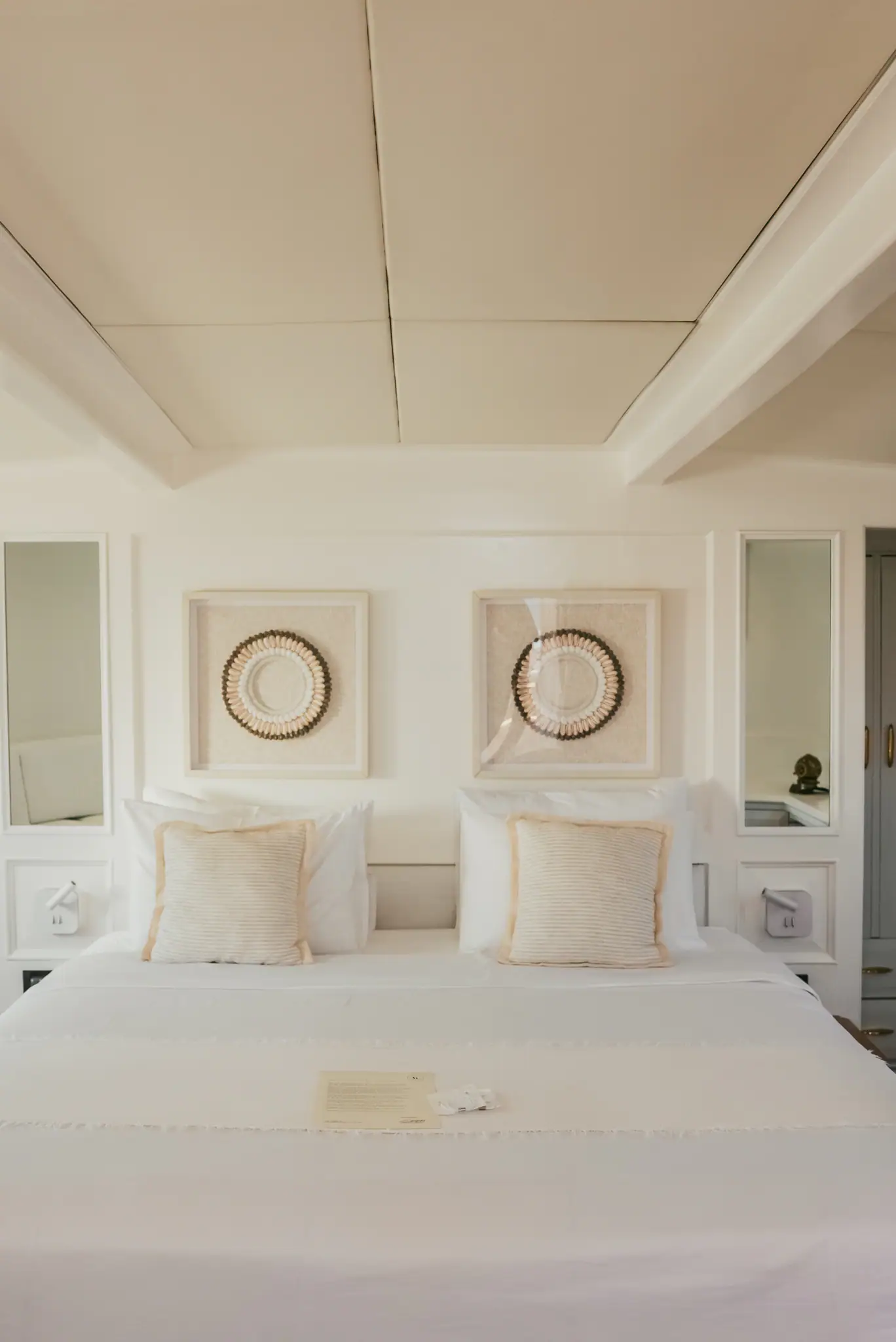 Mutiara Laut Cabin | The Yacht Club Indonesia