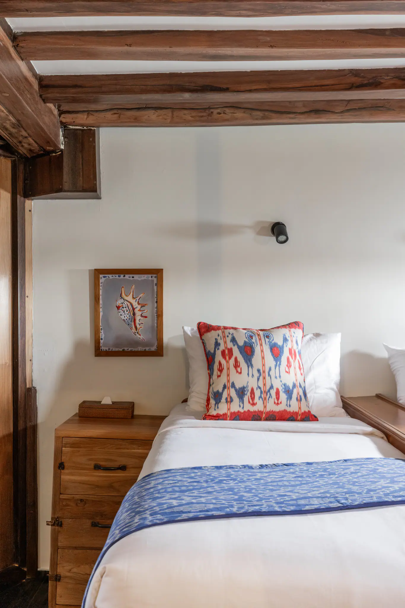 el-aleph-cabin-1-close-up