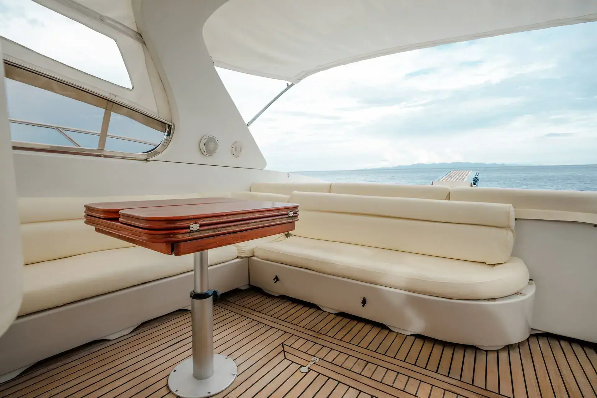 Forever Speedboat Exterior Lounge Area
