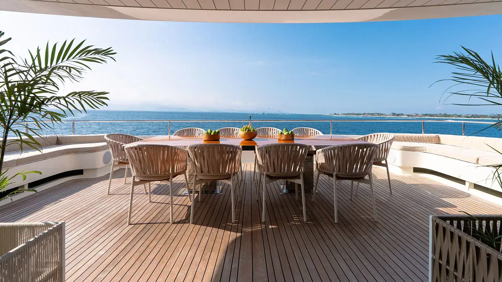 galileo-private-charter-outdoor-dining-area