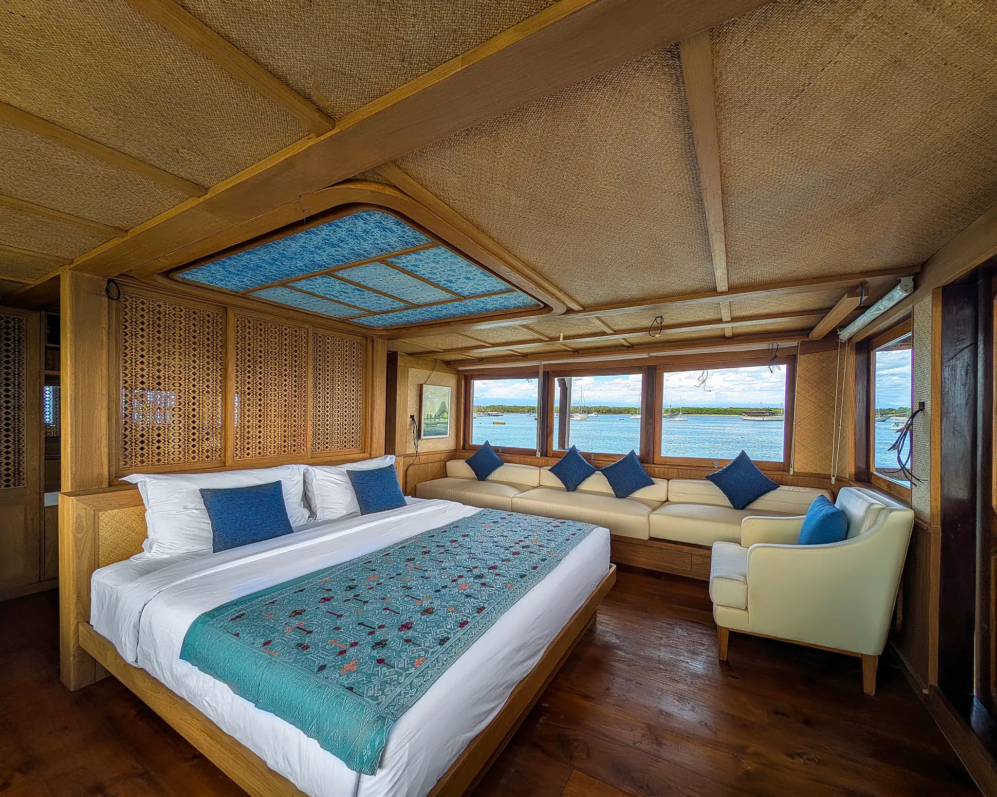Jeeva Samudera Luxury Yacht 6