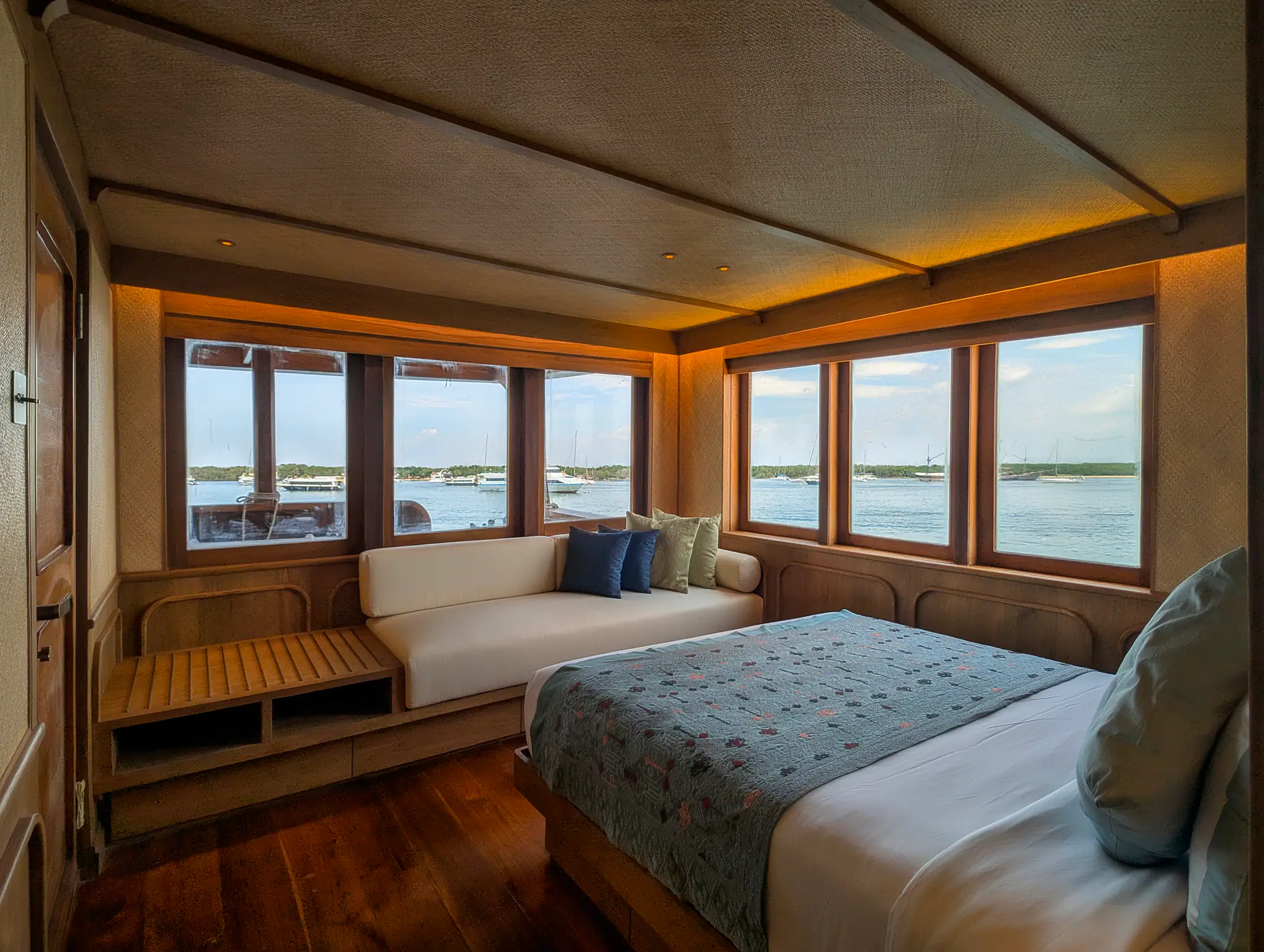 Jeeva Samudera Luxury Yacht Stateroom 8