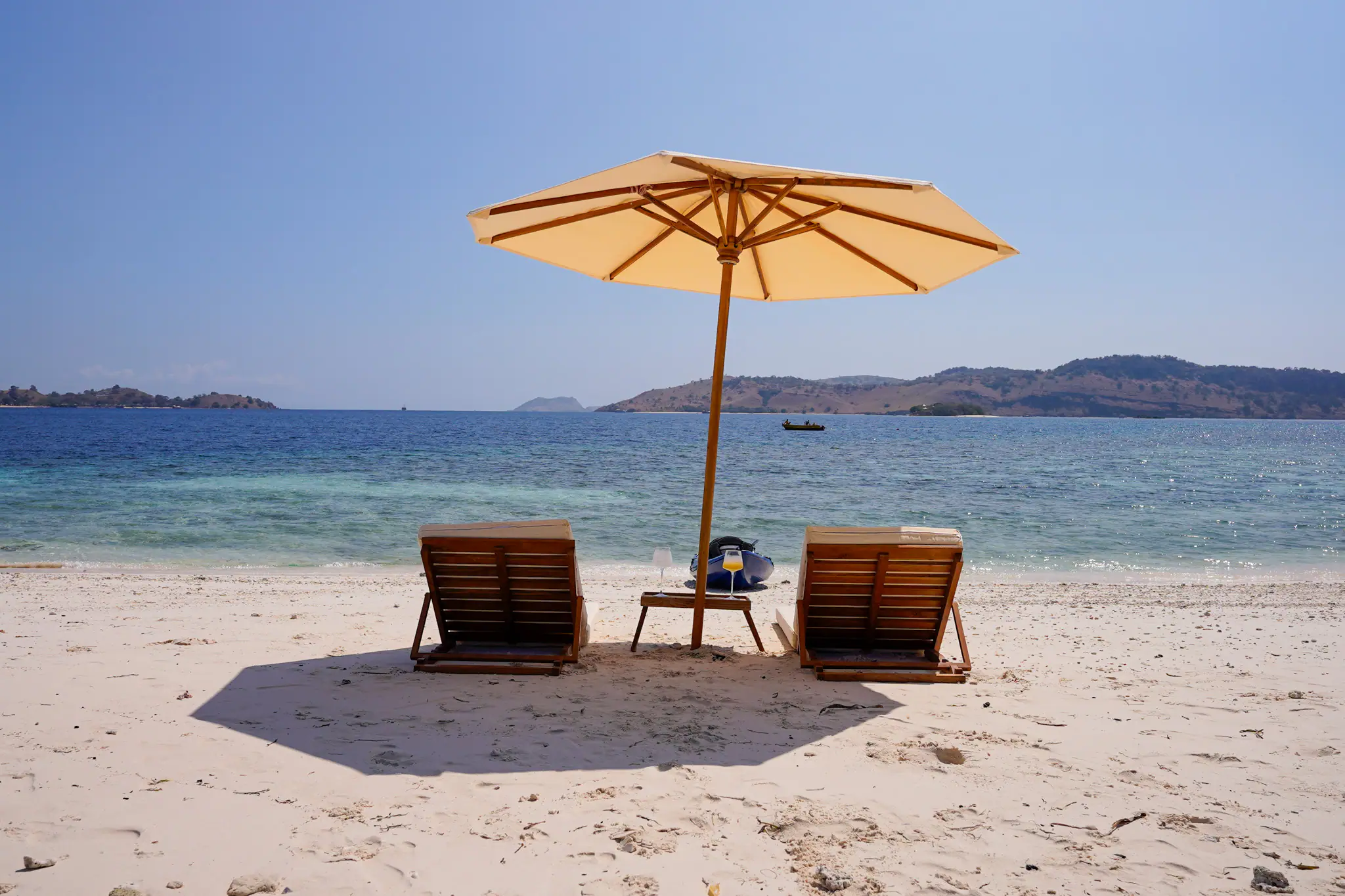 Kayra Phinisi Activity Yacht | Private Beach Relaxation Setup