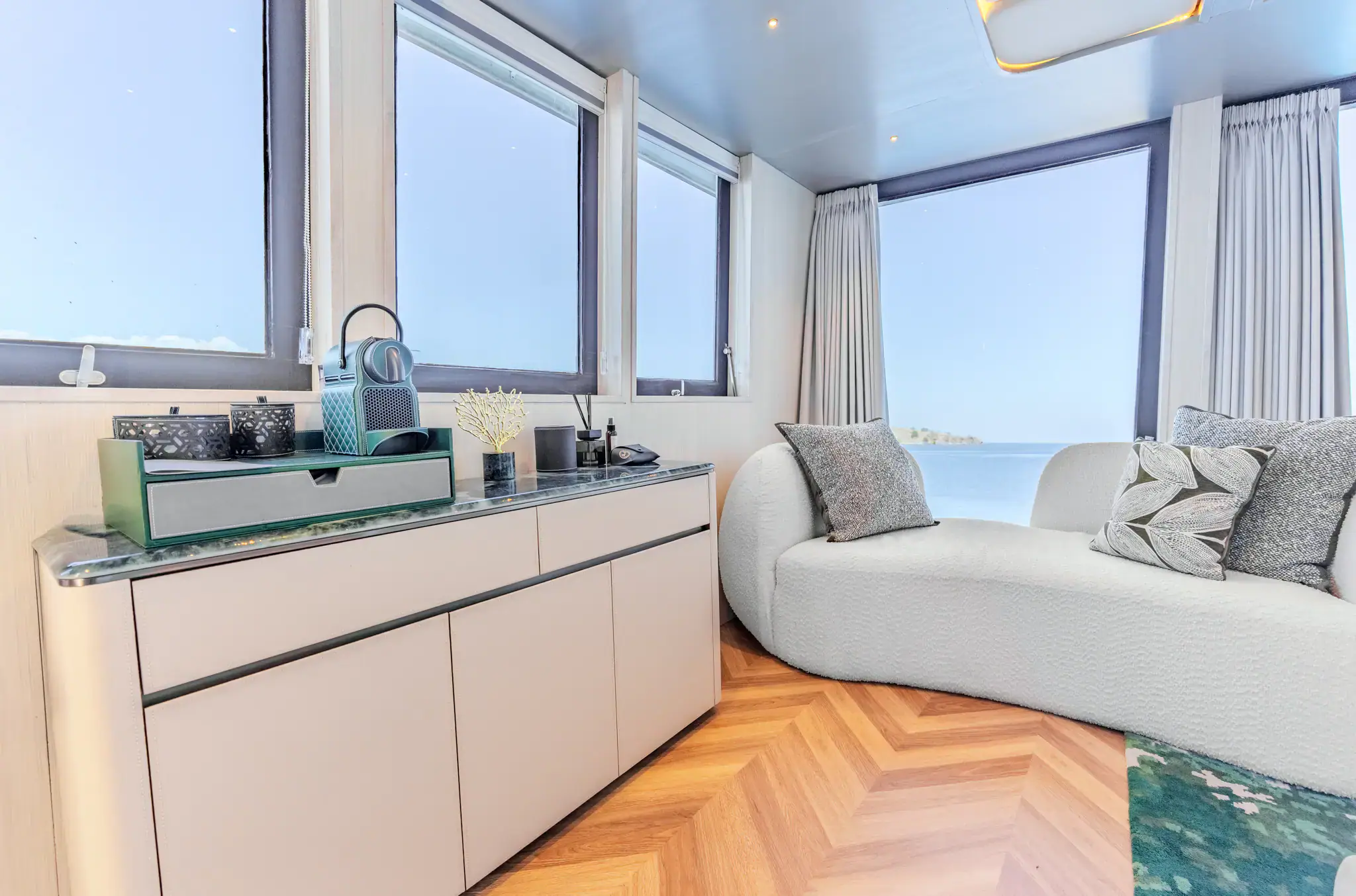 Kayra-Phinisi-Activity-Yacht-Staterooms-03