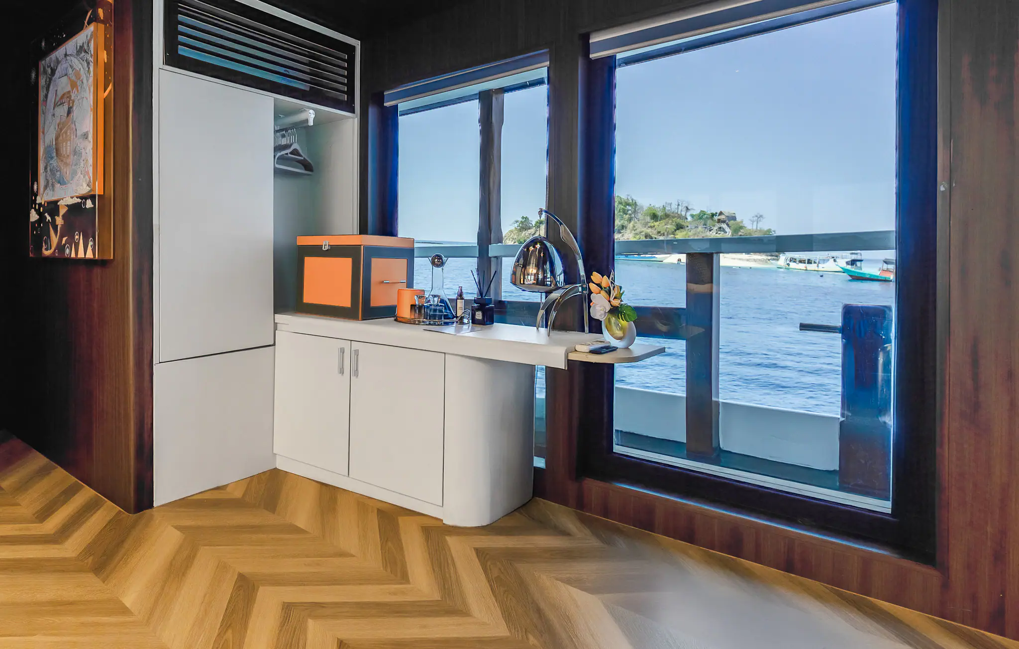 Kayra-Phinisi-Activity-Yacht-Staterooms-05