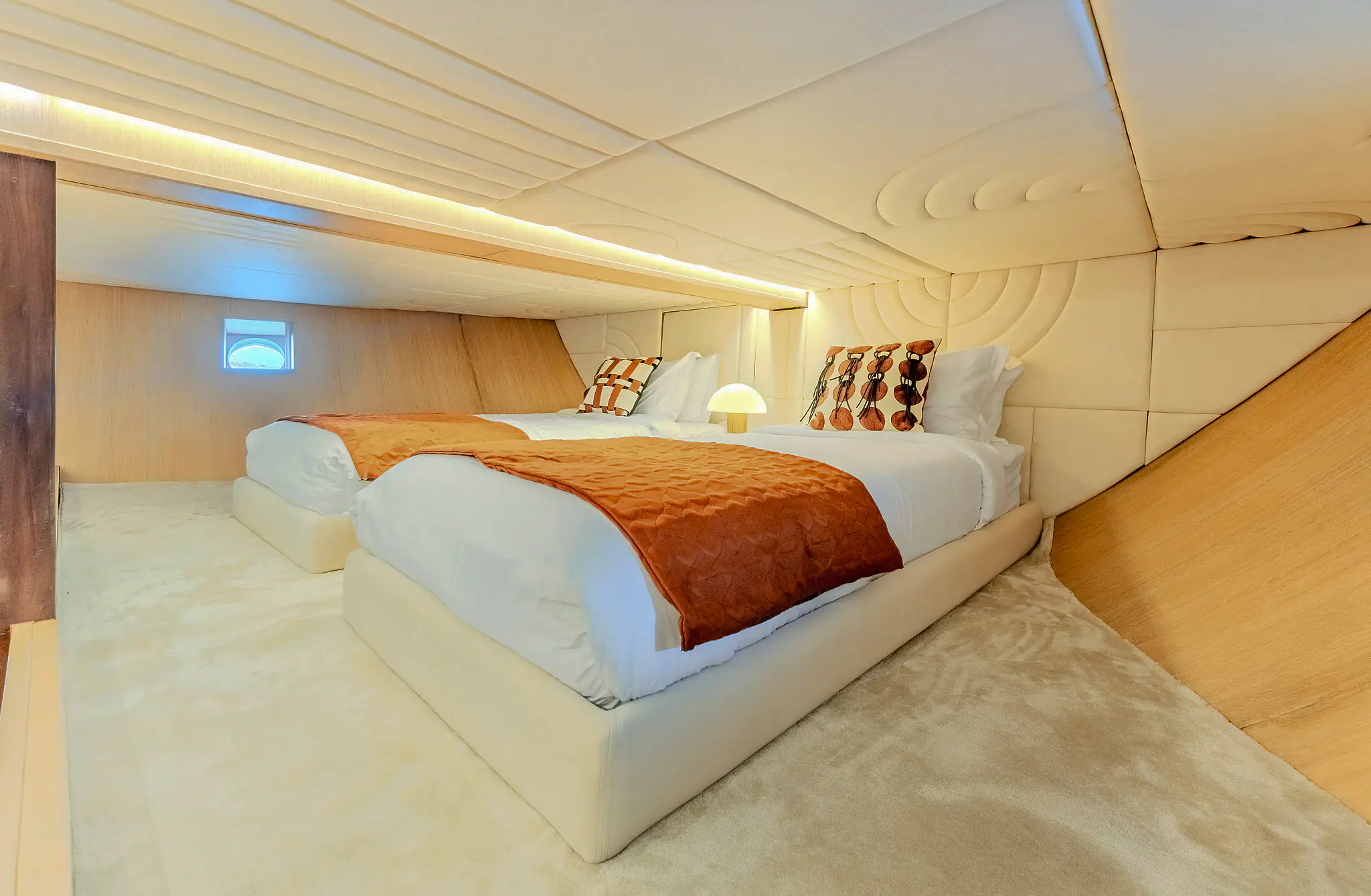  kayra-phinisi-activity-yacht-staterooms-10