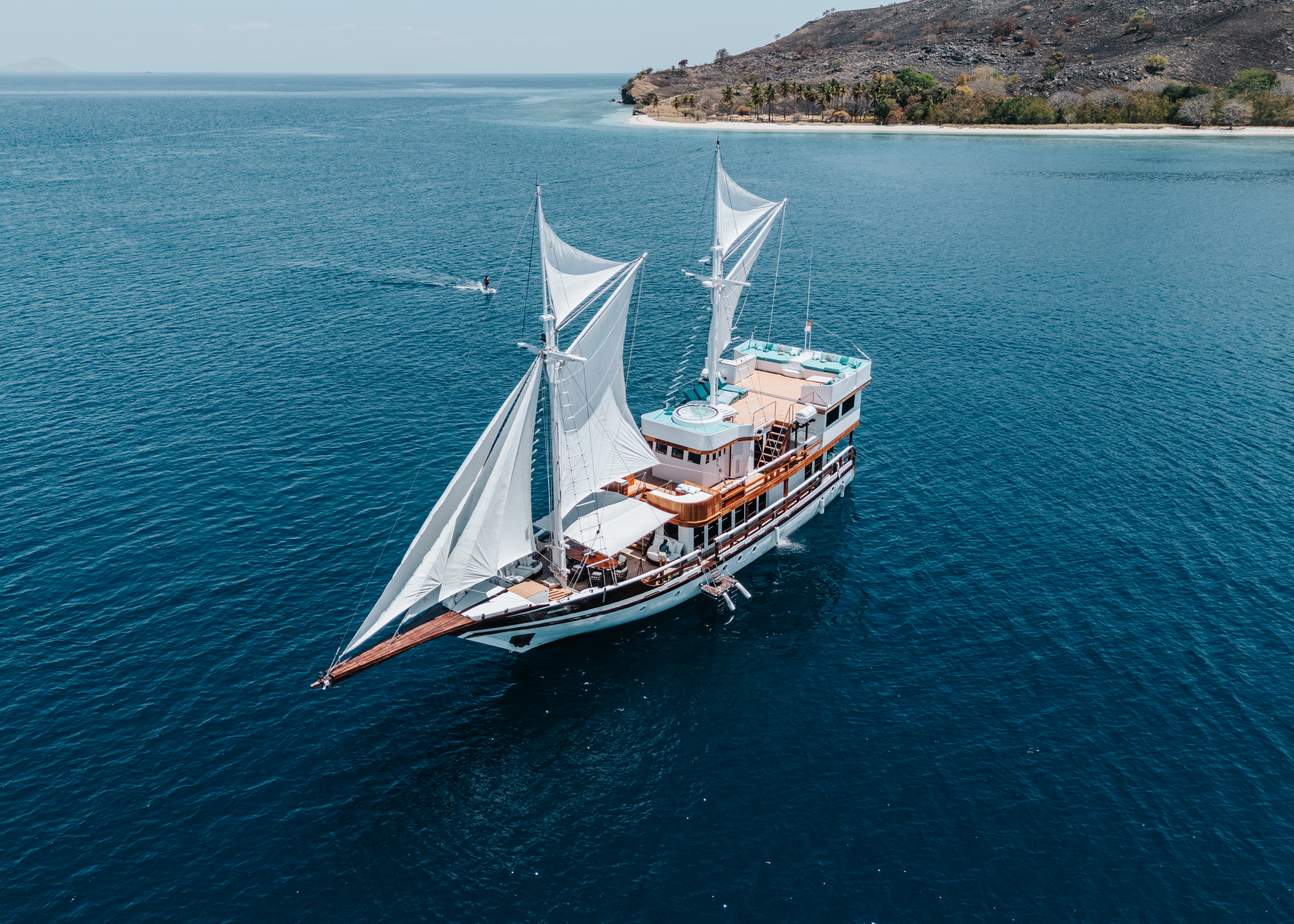 Kayra Phinisi Activity Yacht | Sailing Through Komodo Waters