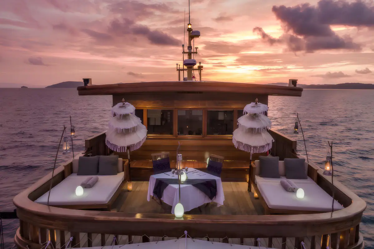 Mahodaya Classic Sailing Yacht | Sunset Dining on Deck