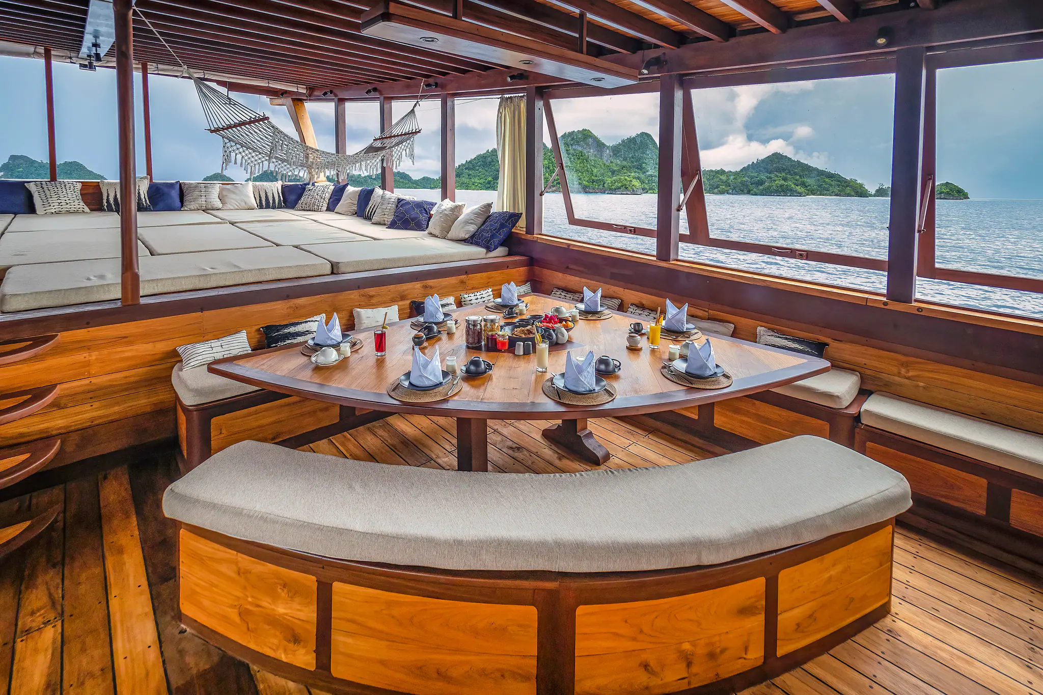 Majik Cruise Luxury Yacht | Refined Dining Area