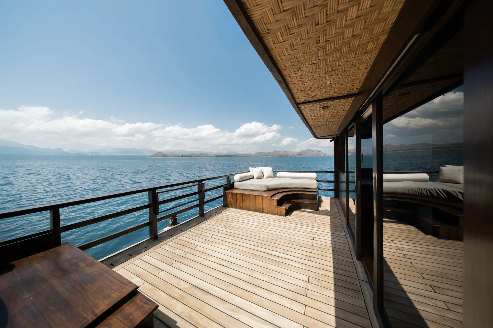 master-suite-balcony