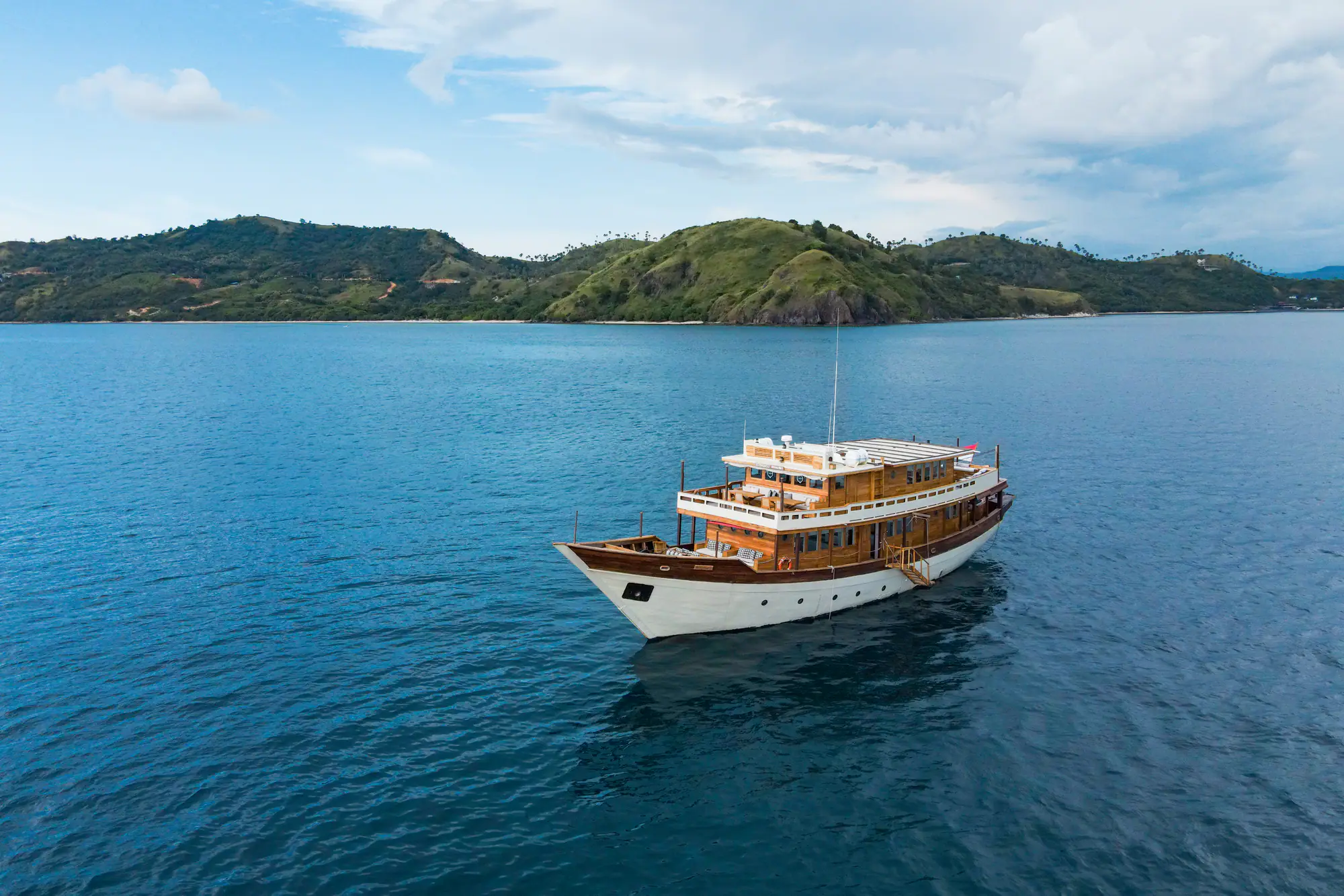 Mischief Boat | The Yacht Club Indonesia