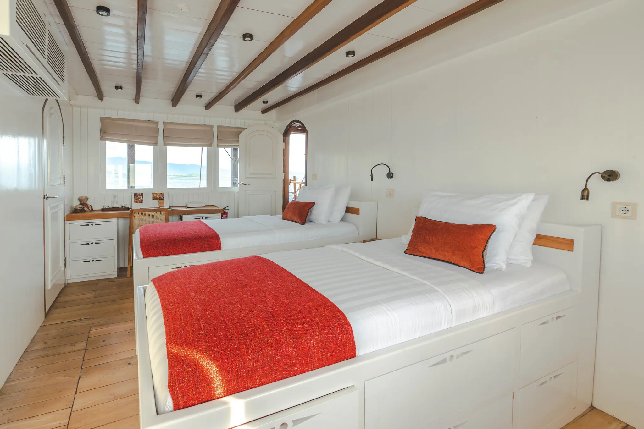 Mischief Boutique Yacht Banda Cabin 1