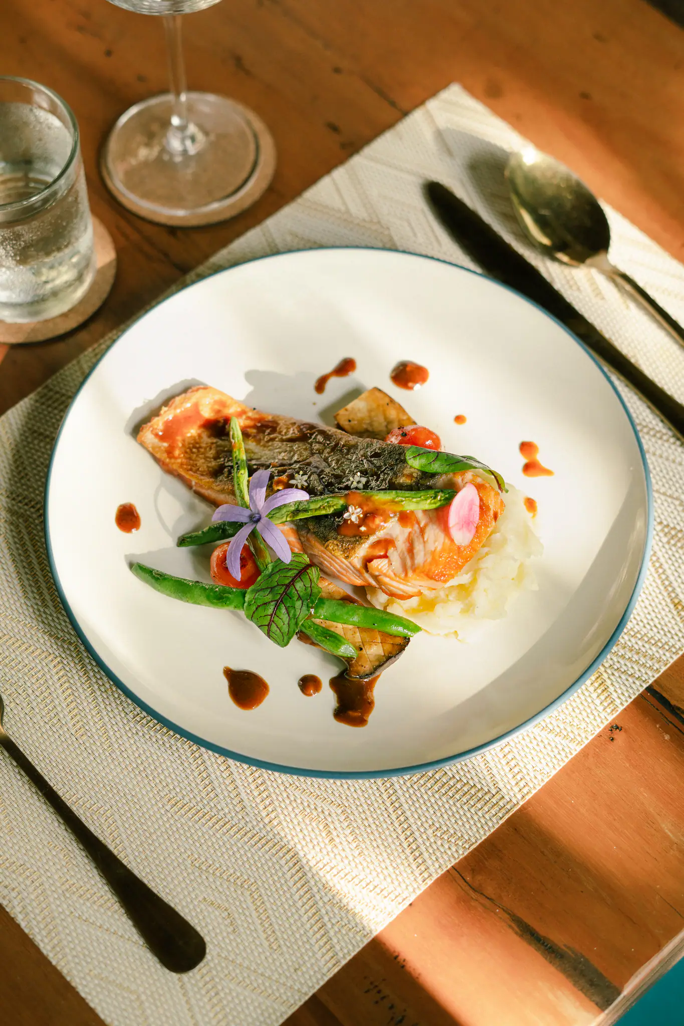 Mischief Boutique Yacht | Gourmet Seafood Dish