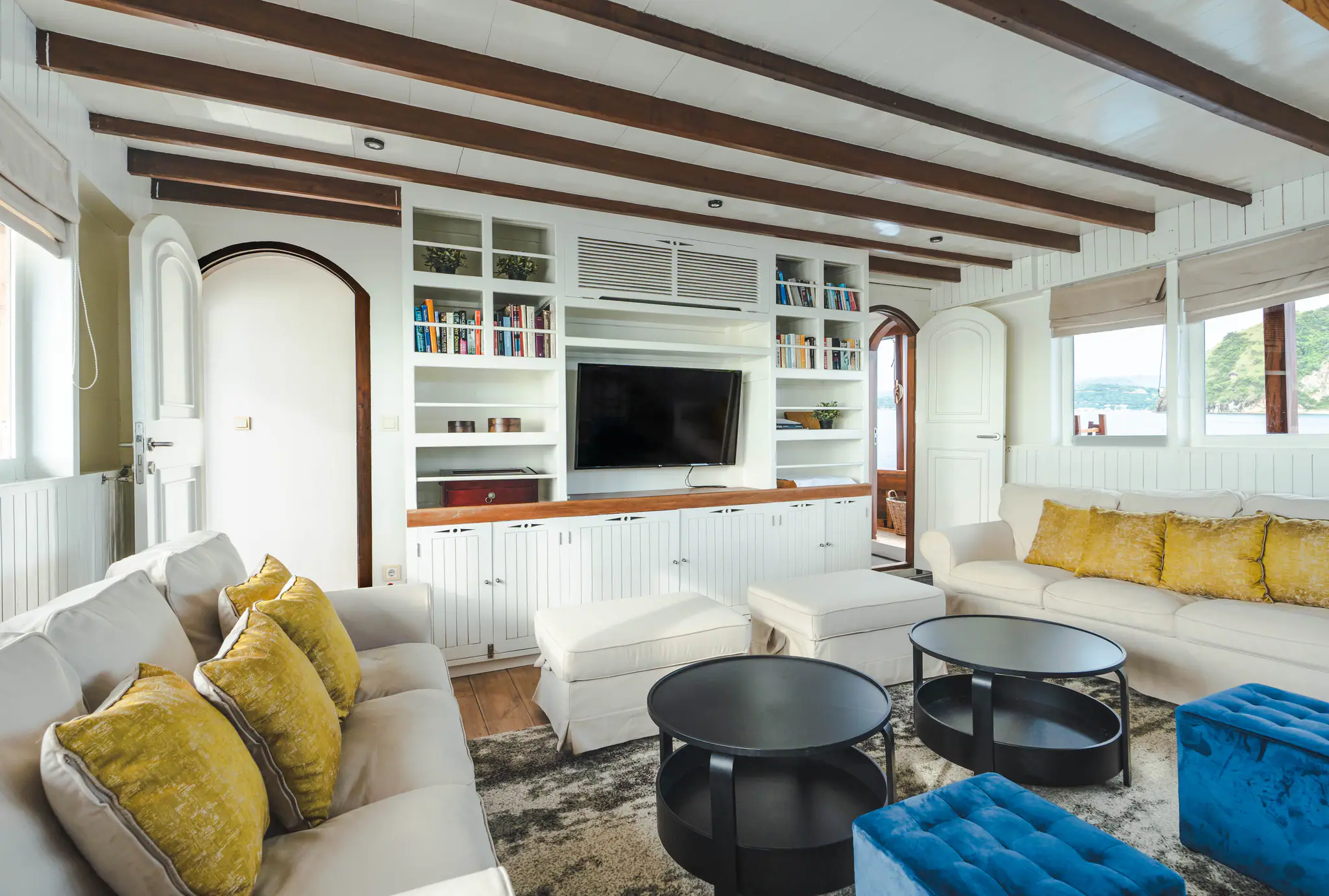 Mischief Boutique Yacht | Indoor Lounge Space