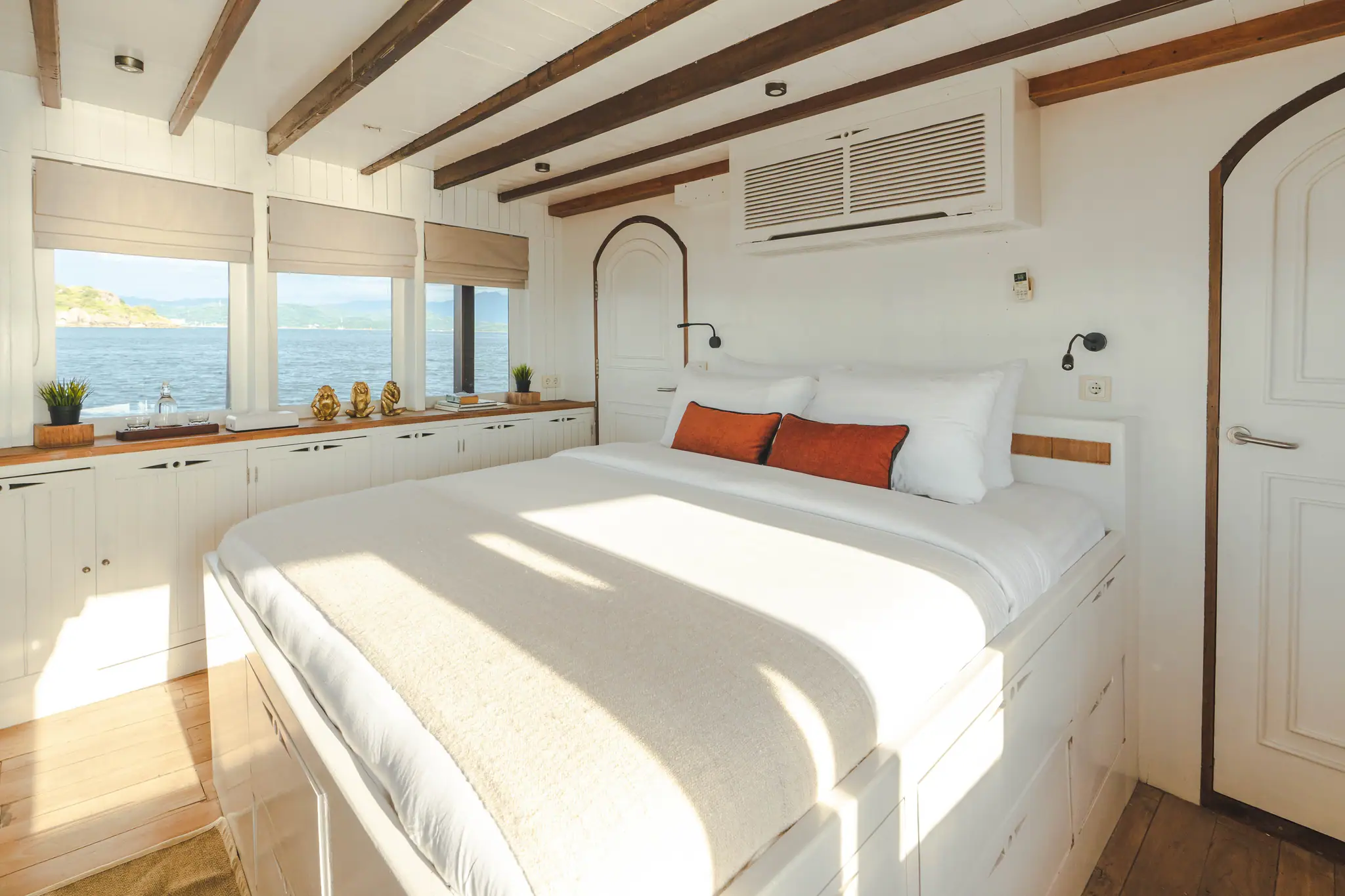 Mischief Boutique Yacht Sumba Cabin 2