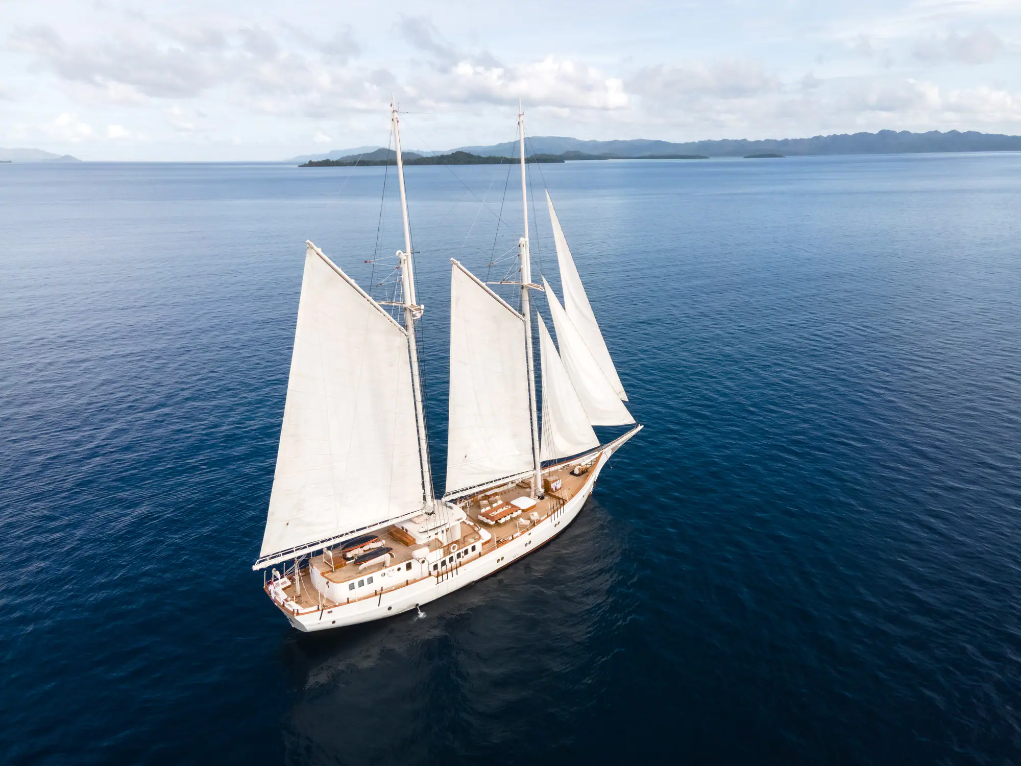 Mutiara Laut Crew | The Yacht Club Indonesia