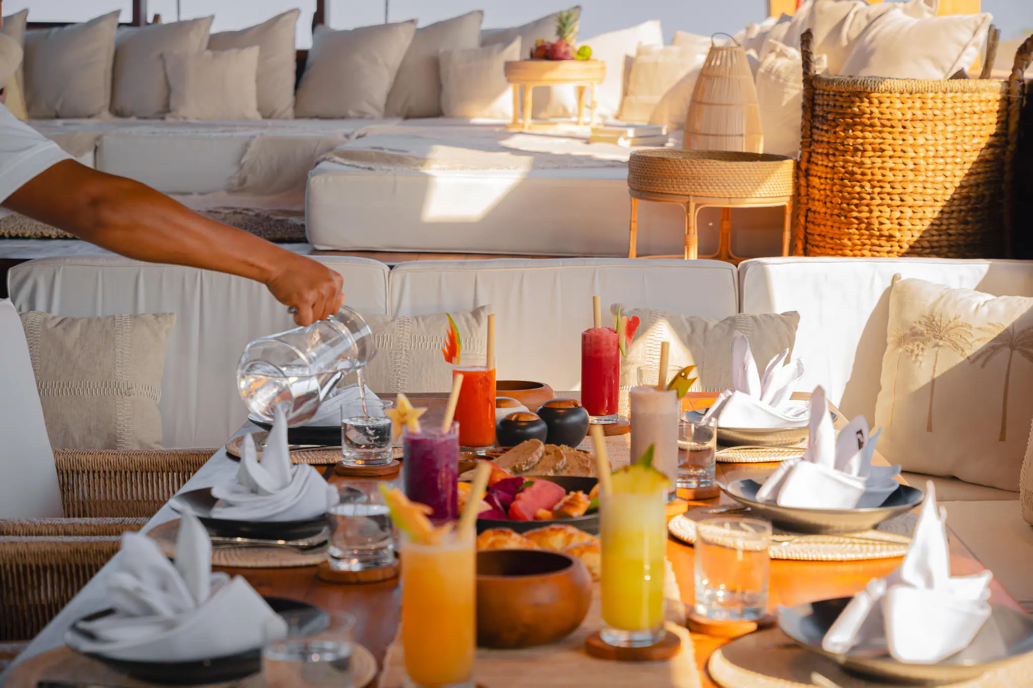 Nataraja Classic Sailing Yacht | Sunset Dining Experience
