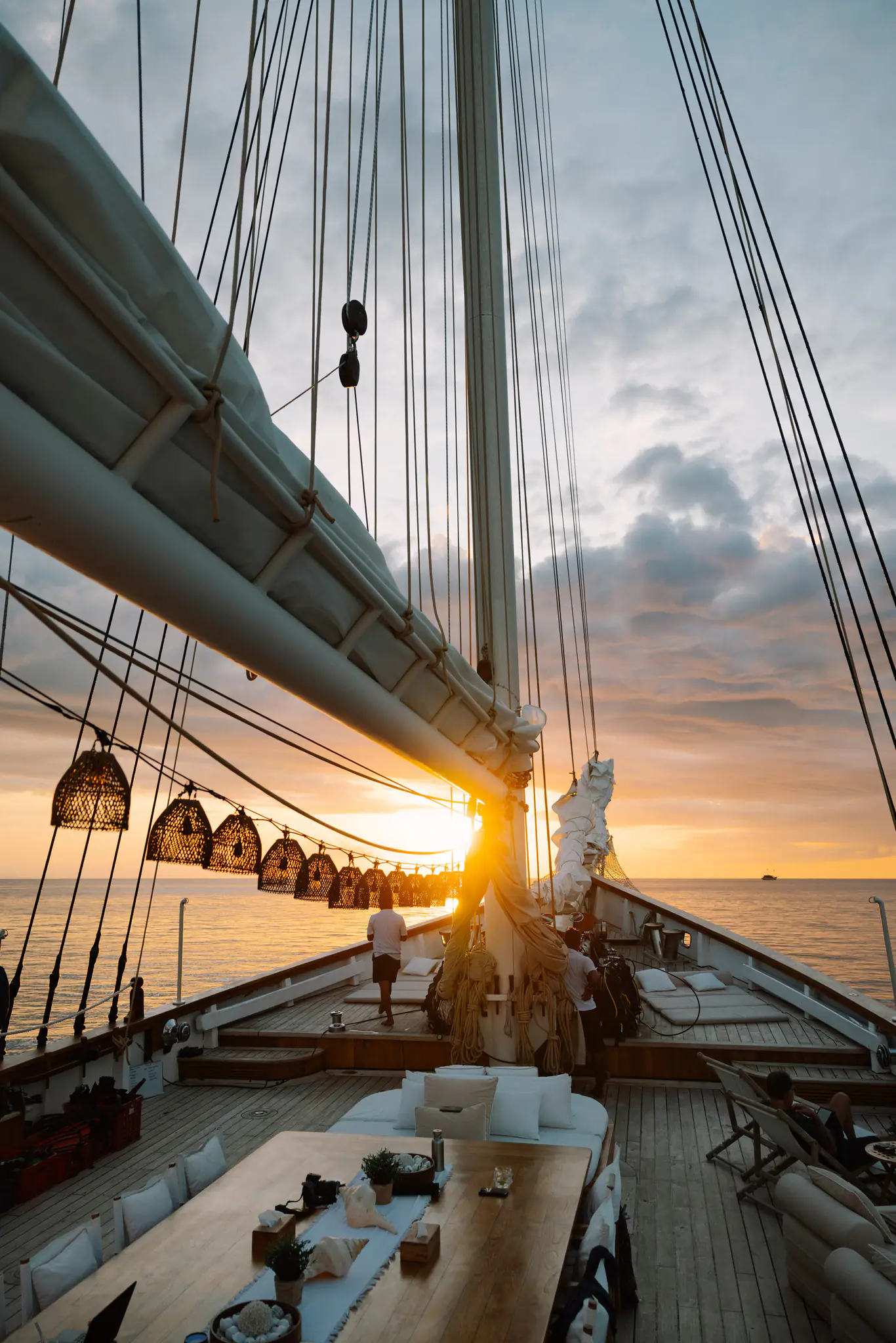 Mutiara Laut Upper Deck | The Yacht Club Indonesia