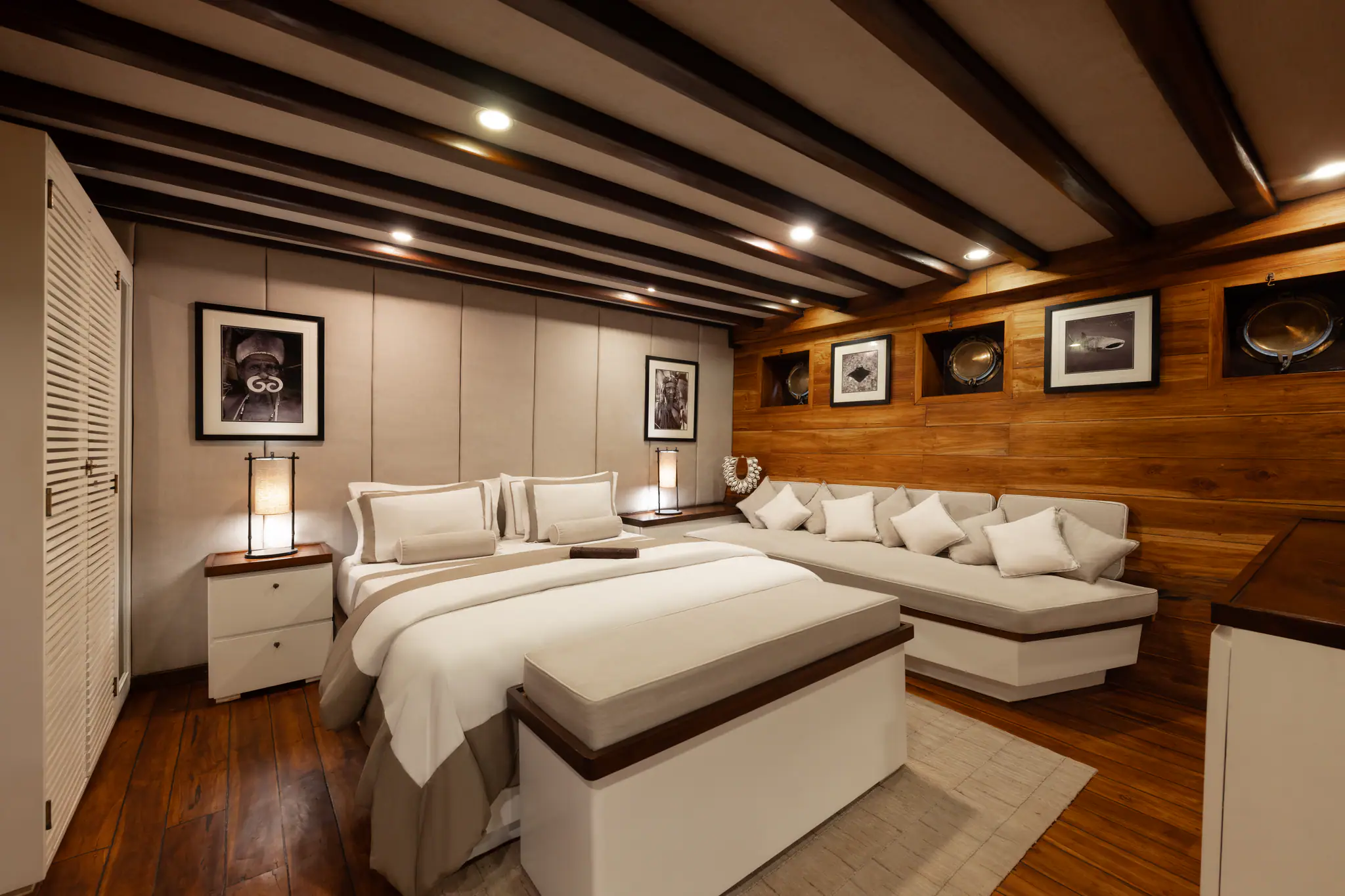 Prana Luxury Sailing Yacht | Komodo Deluxe suite abord Prana