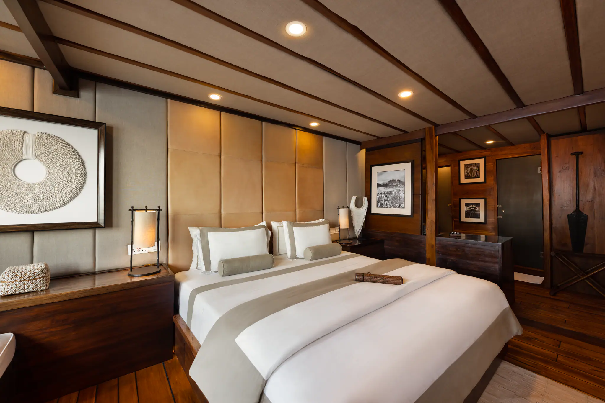 Prana Luxury Sailing Yacht | Elegant Suite onboard Prana