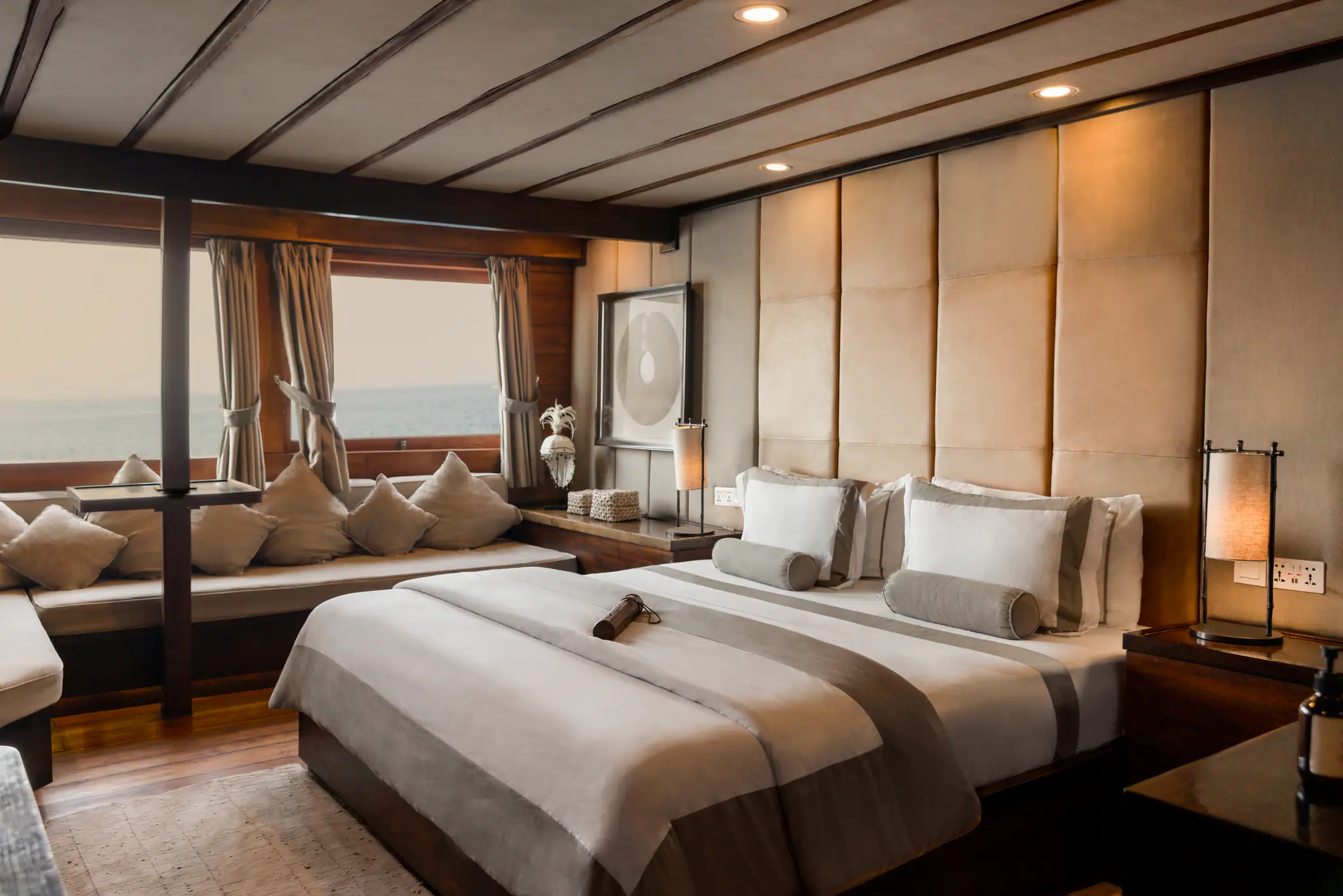 Prana Luxury Sailing Yacht | Grand Suite Interior