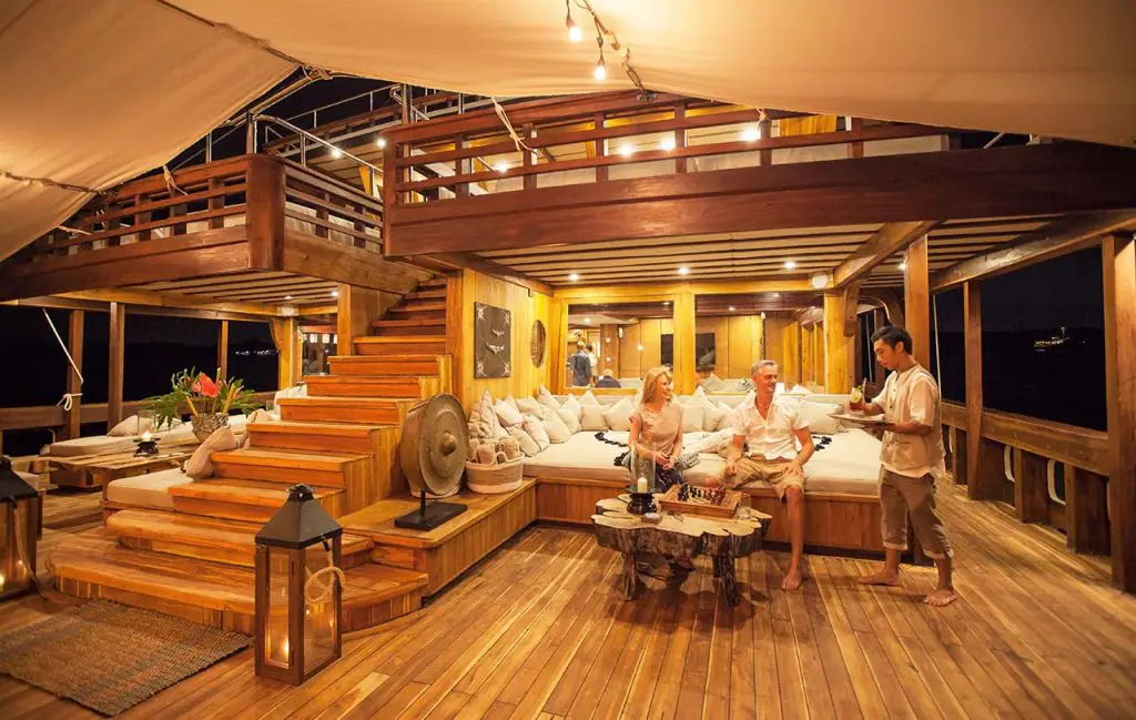 Prana Luxury Sailing Yacht | Warm outdoor lounge atmosphere