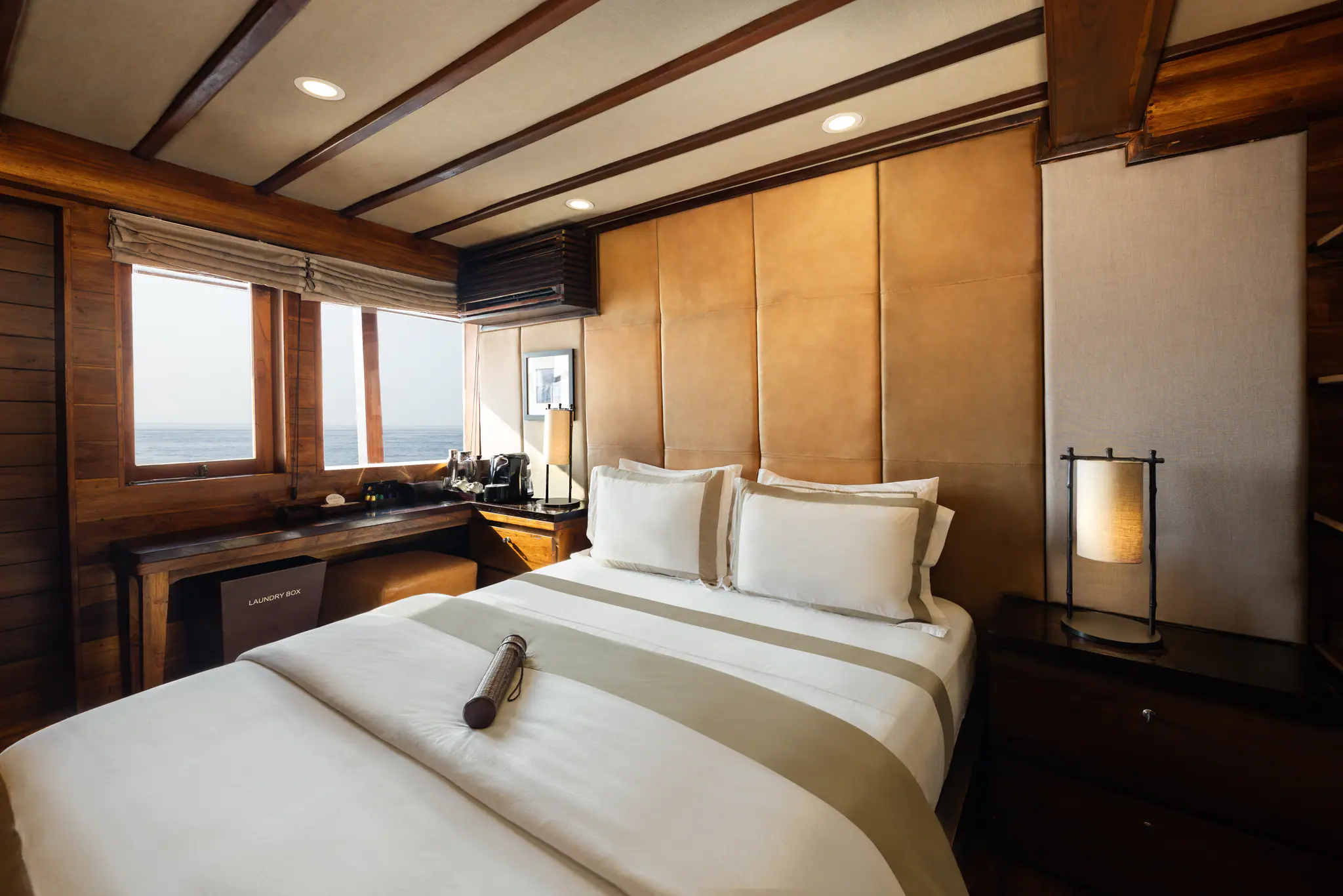Prana Luxury Sailing Yacht | Elegant Standard Suite 