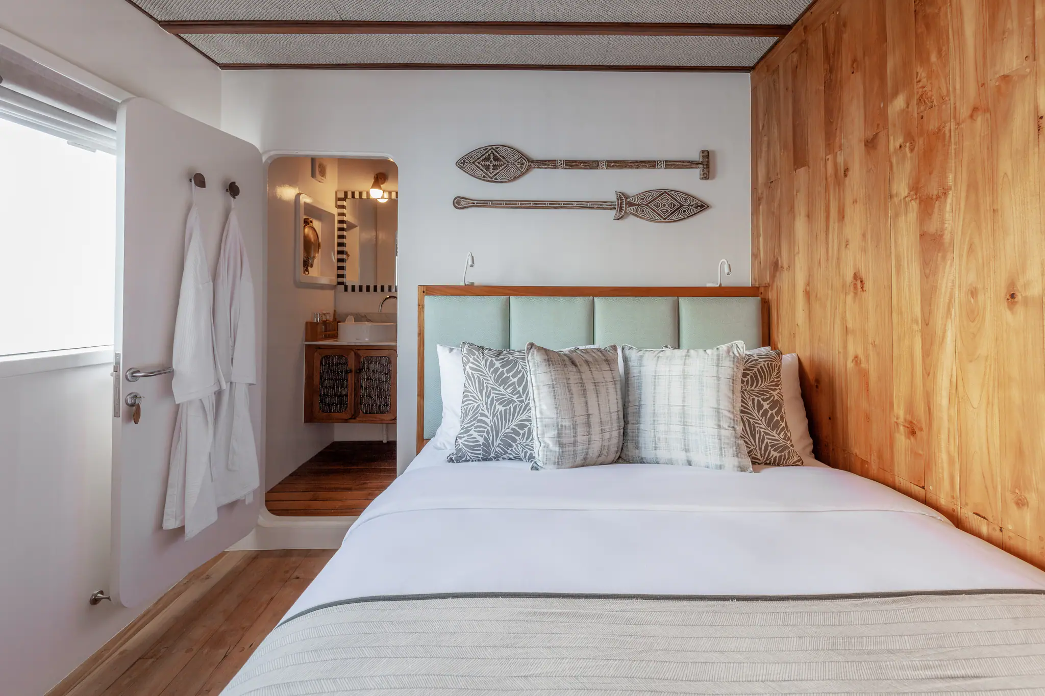 Rebel Adventure Yacht | Refined Standard Cabin