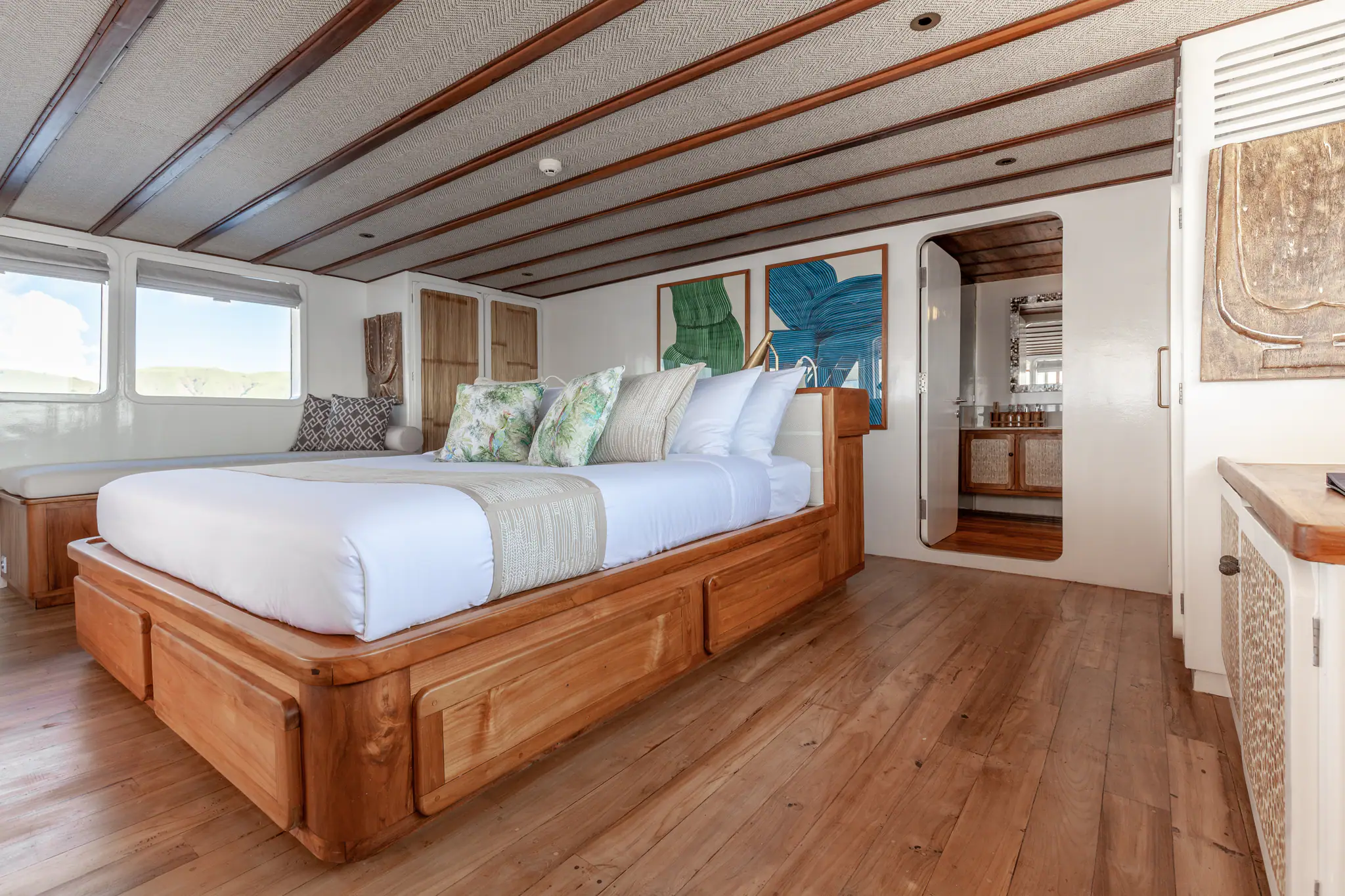 Rebel Adventure Yacht | Bright master suite interior