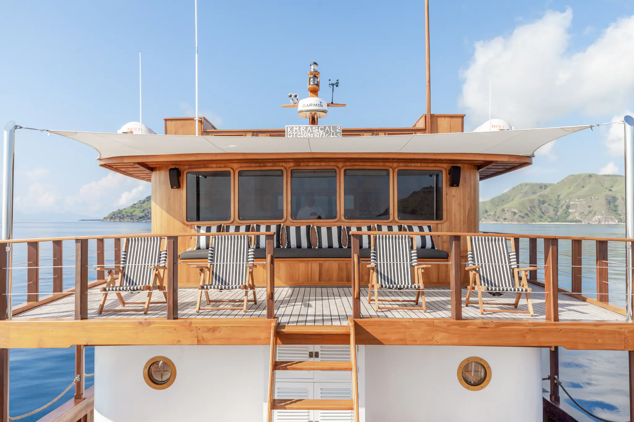 Rebel Adventure Yacht | Upper deck with panoramic ocean views