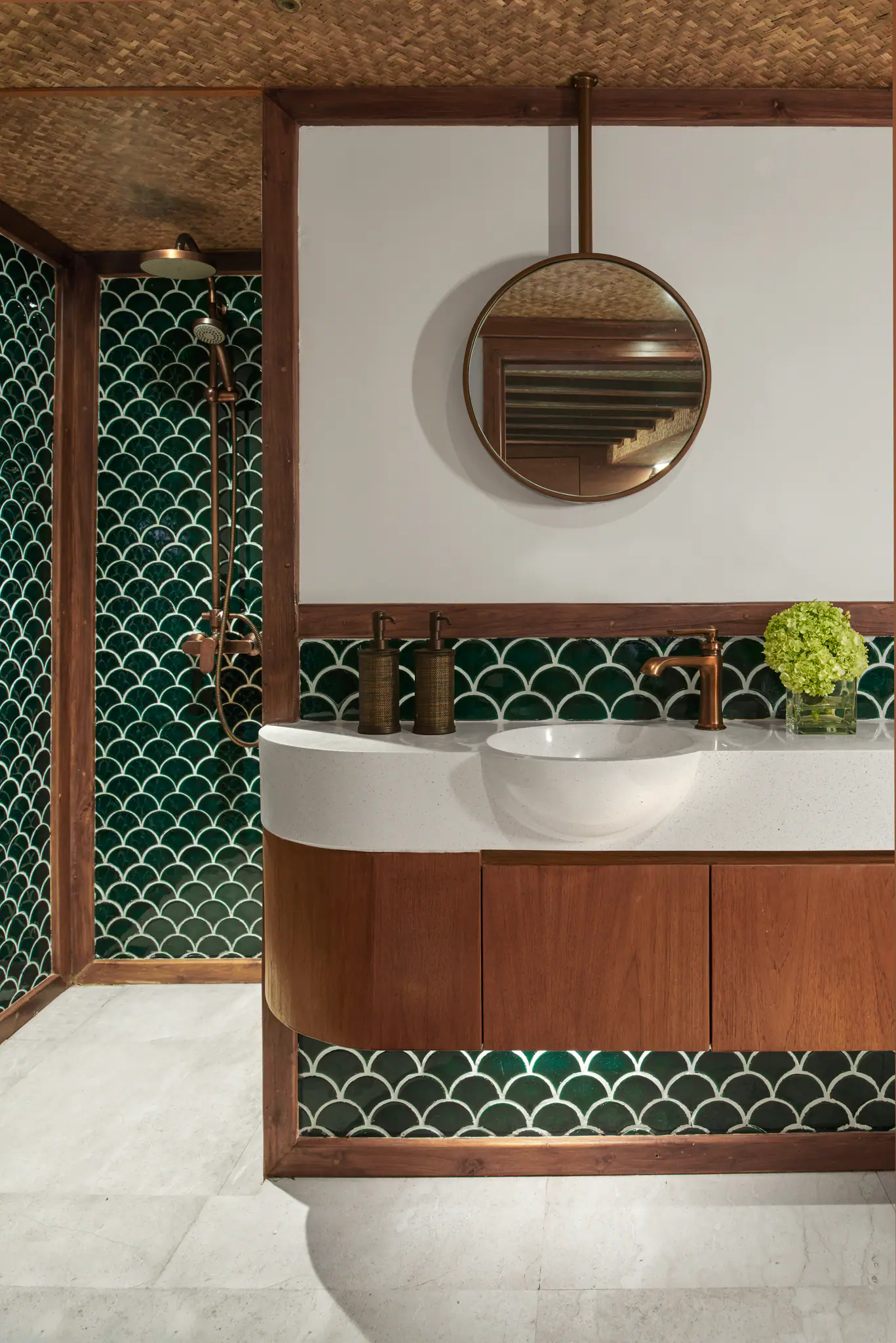 Samsara Samudra Heritage Yacht Luxury Bathroom