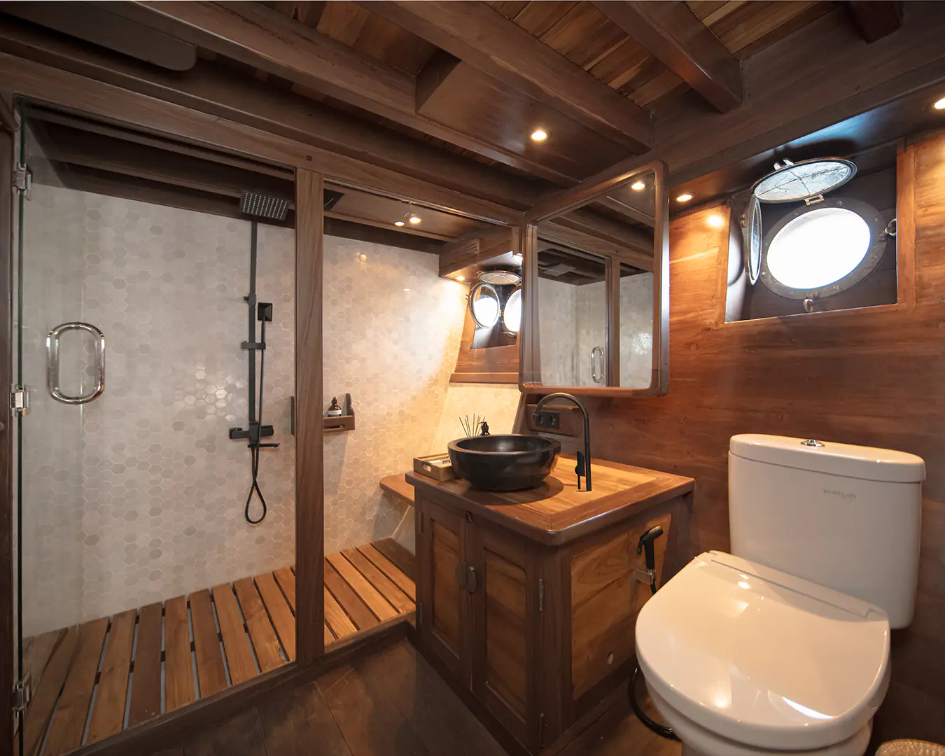 Sanya Sailing Yacht | Guest 3