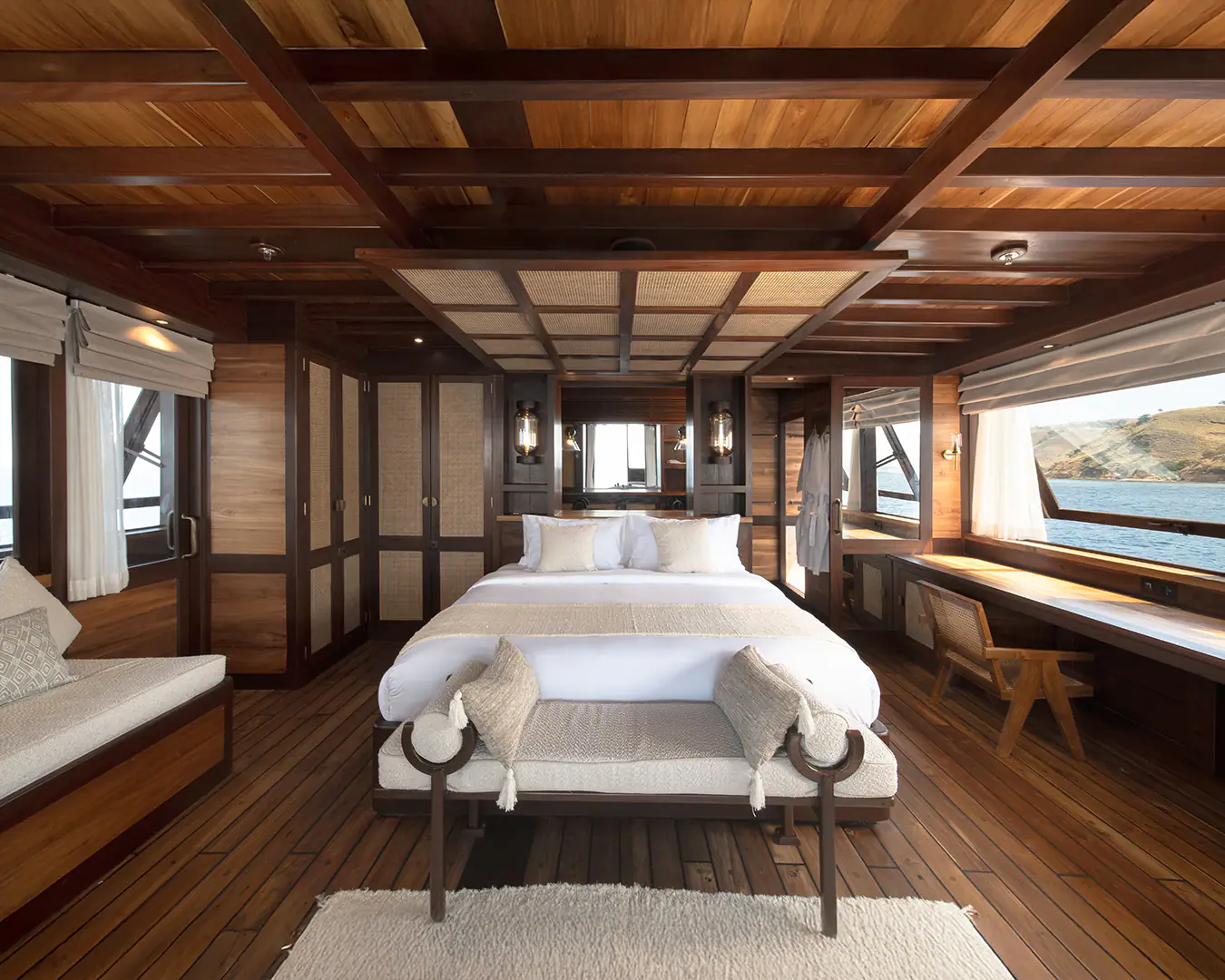 Sanya Sailing Yacht | Master 1