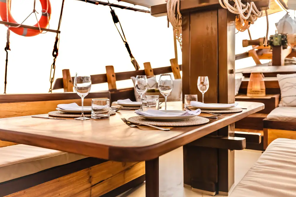 Senja Boutique Sailing Yacht | Outdoor Dining Setup