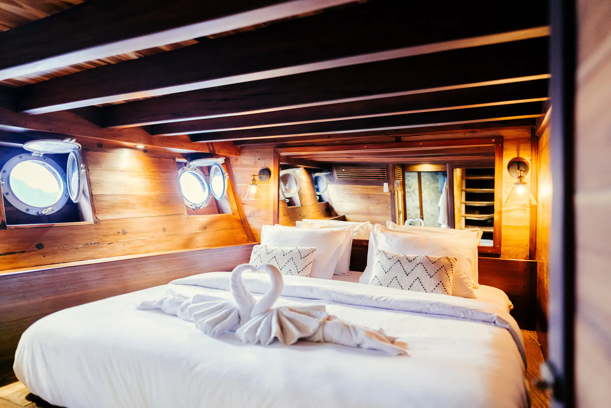 Senja Boutique Sailing Yacht | Guest 1