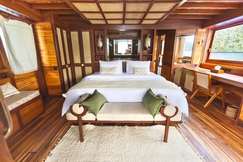 Senja Boutique Sailing Yacht | Master 1