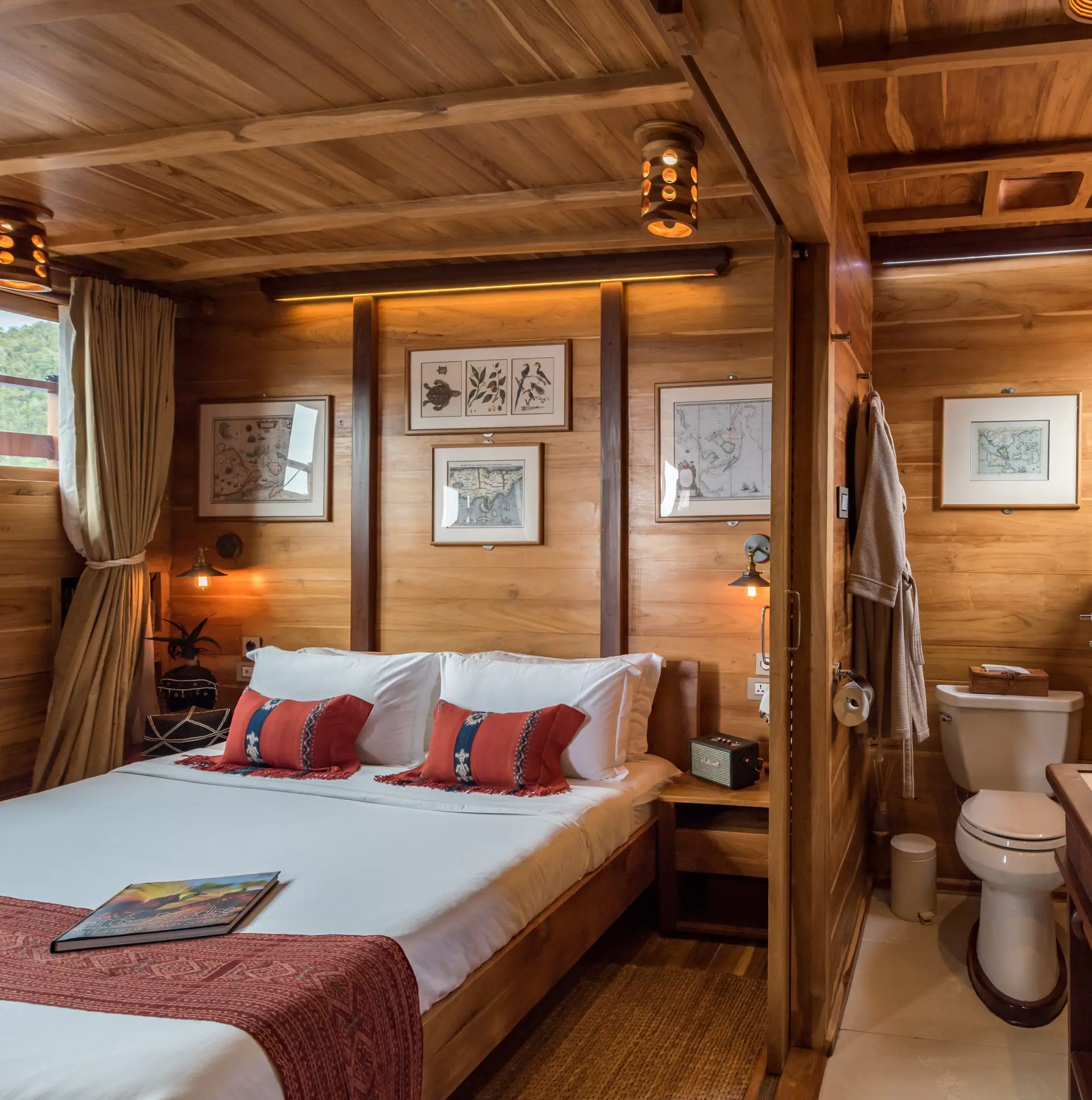 sequoia-sailing-yacht-stateroom-04