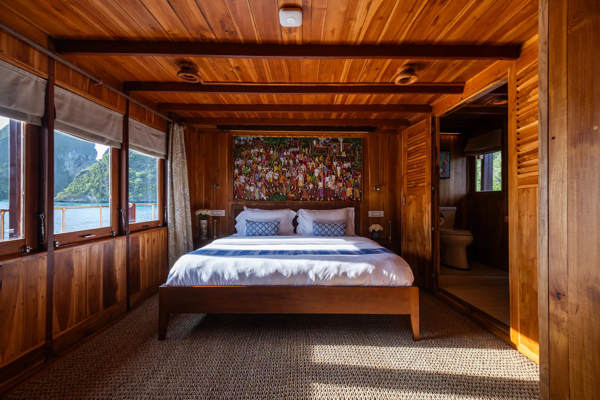 Sequoia Sailing Yacht | Master Cabin Interior