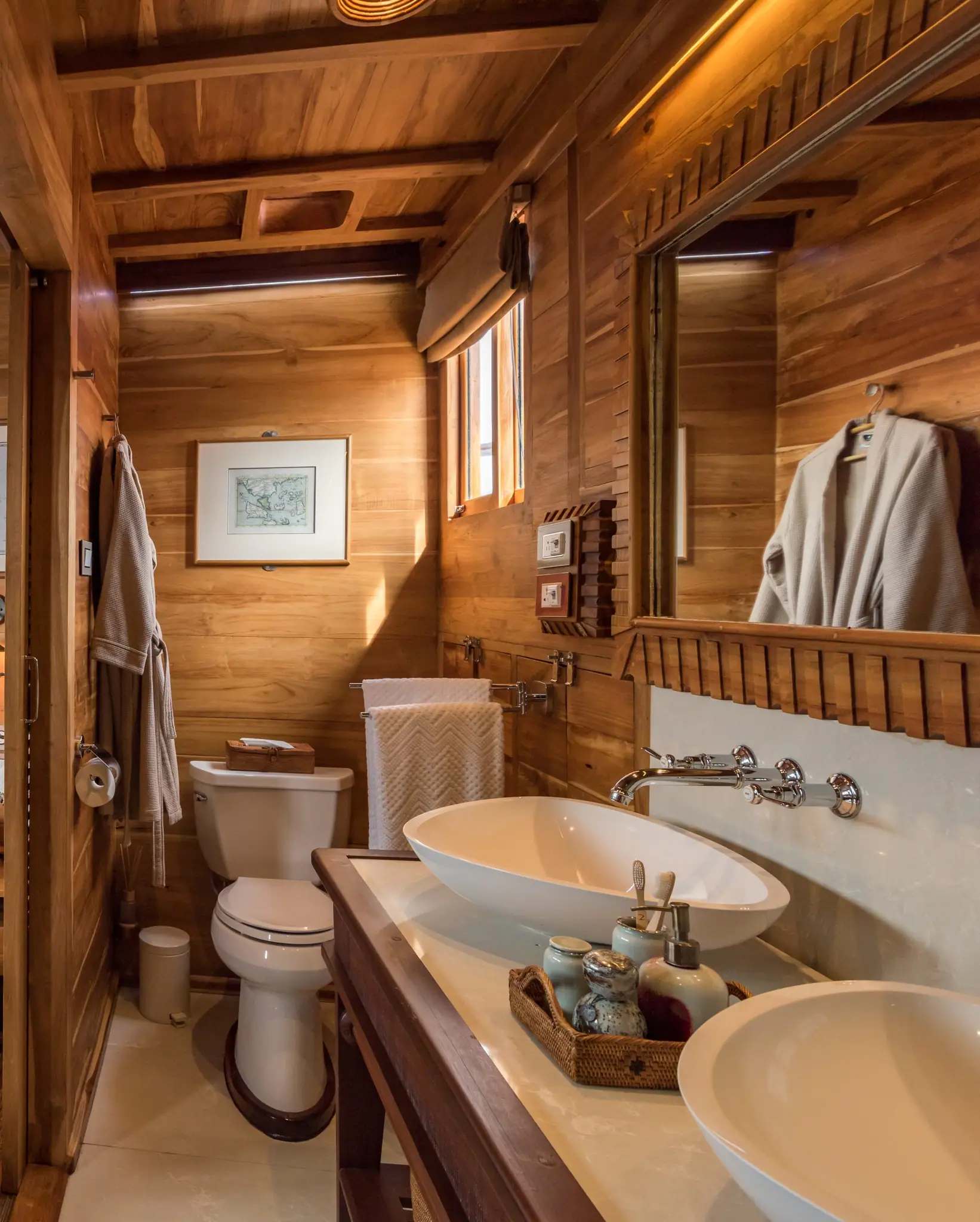 sequoia-sailing-yacht-staterooms-05
