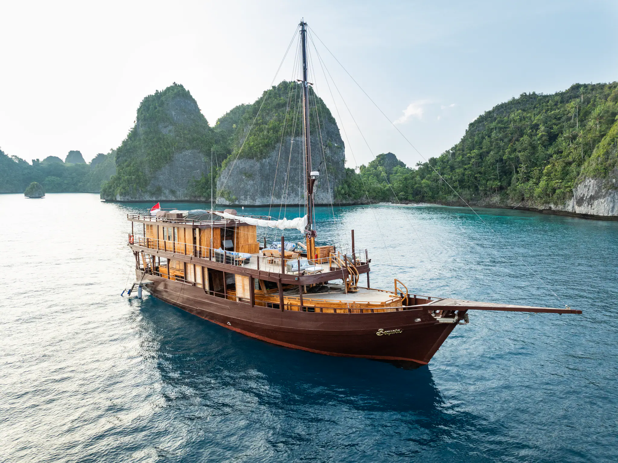Sequoia-sailing-yacht-vessel-01