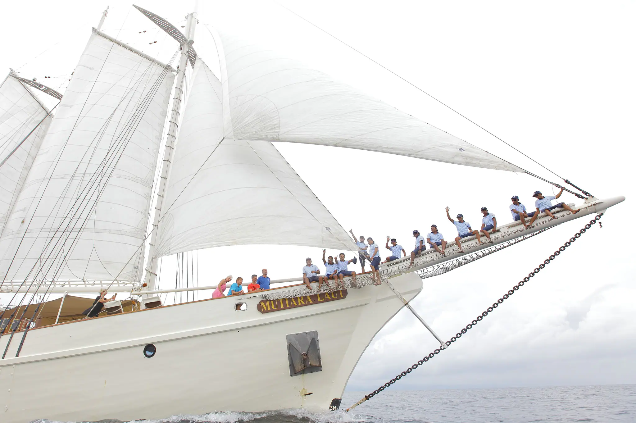 Mutiara Laut Onboard Crew